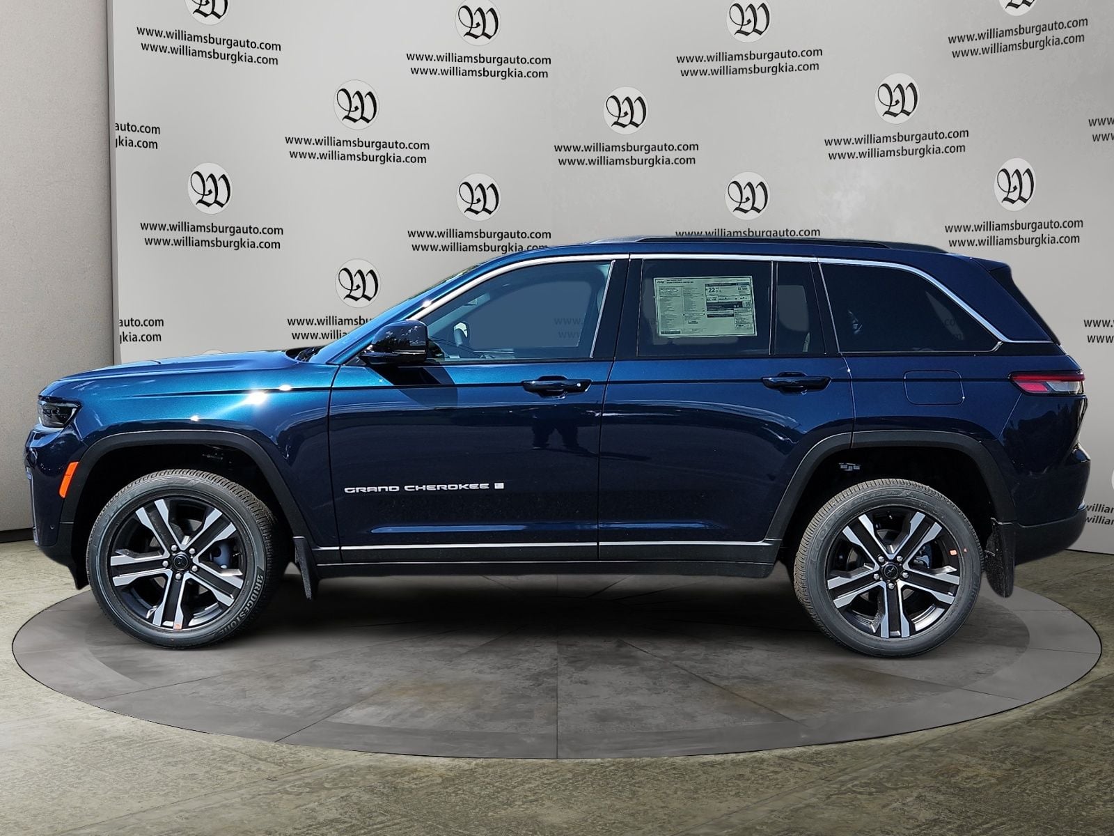 2027 Jeep Grand Cherokee Limited Photo in Williamsburg VA 23185