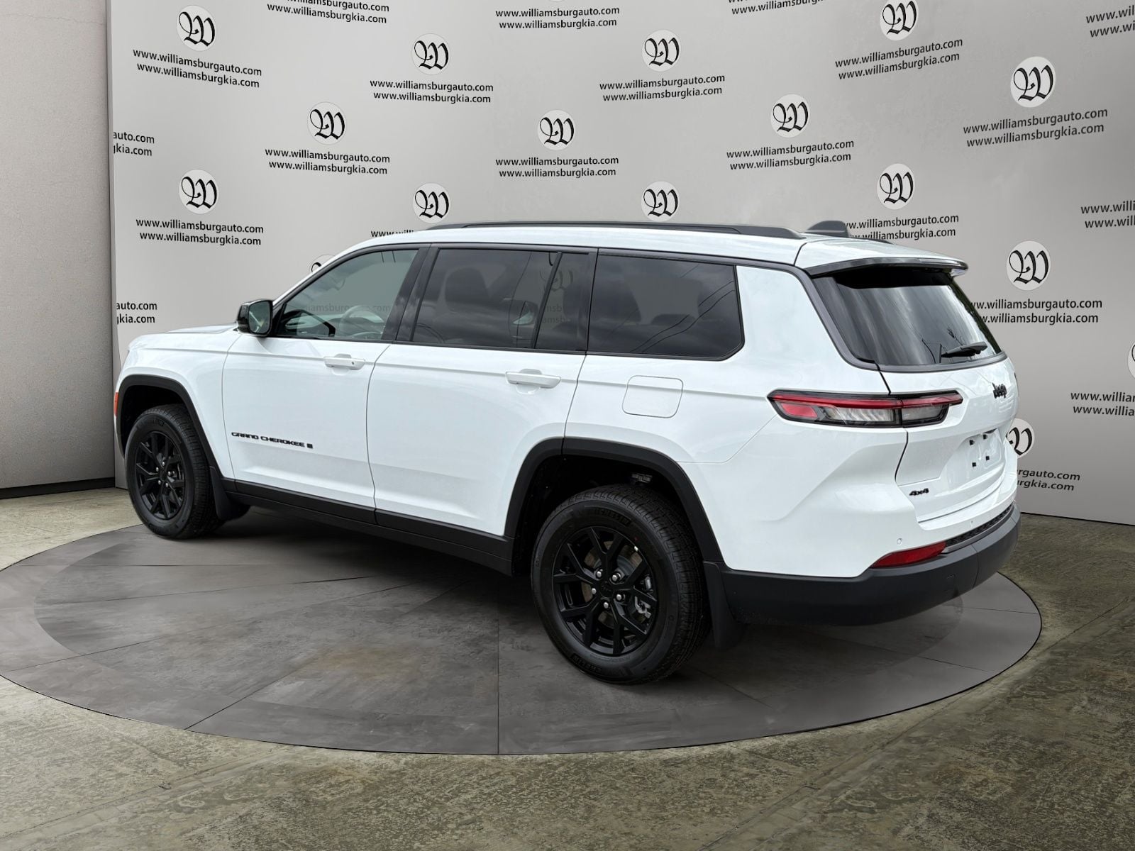 2026 Jeep Grand Cherokee L Altitude Photo in Williamsburg VA 23185