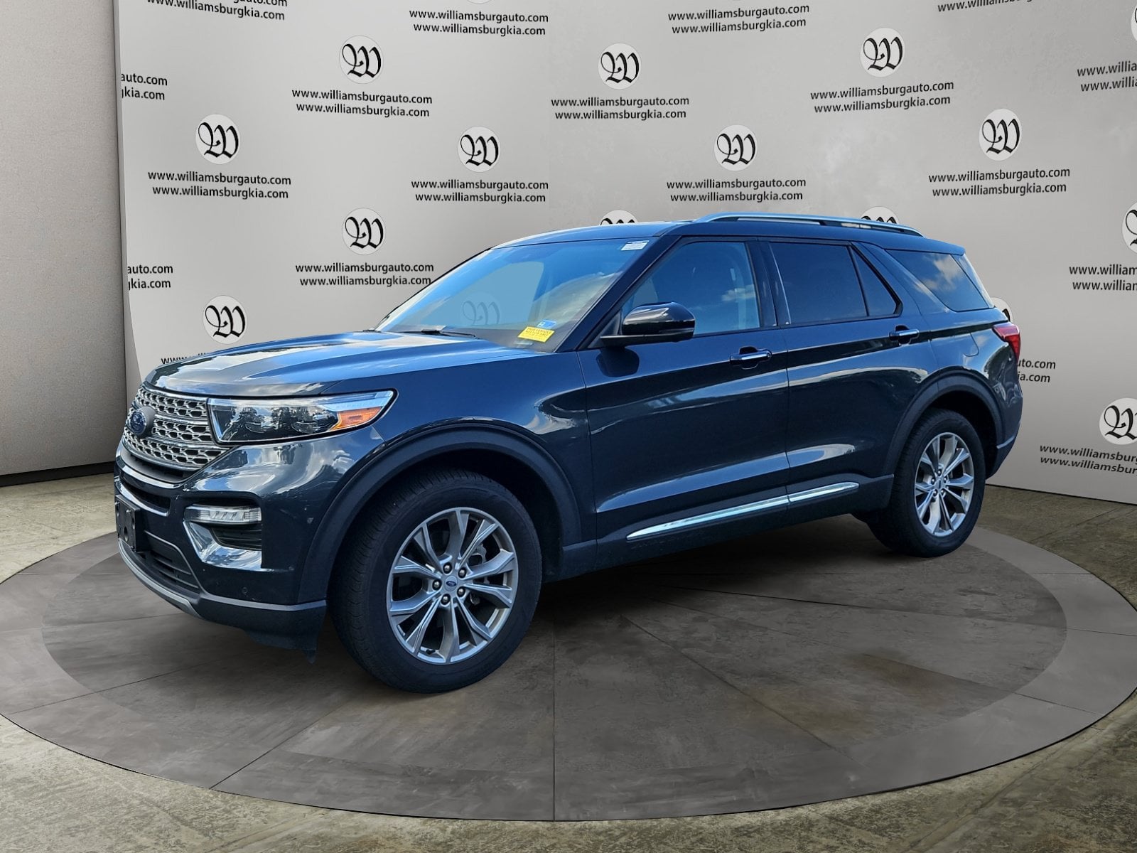 2023 Ford Explorer Limited Photo in Williamsburg VA 23185