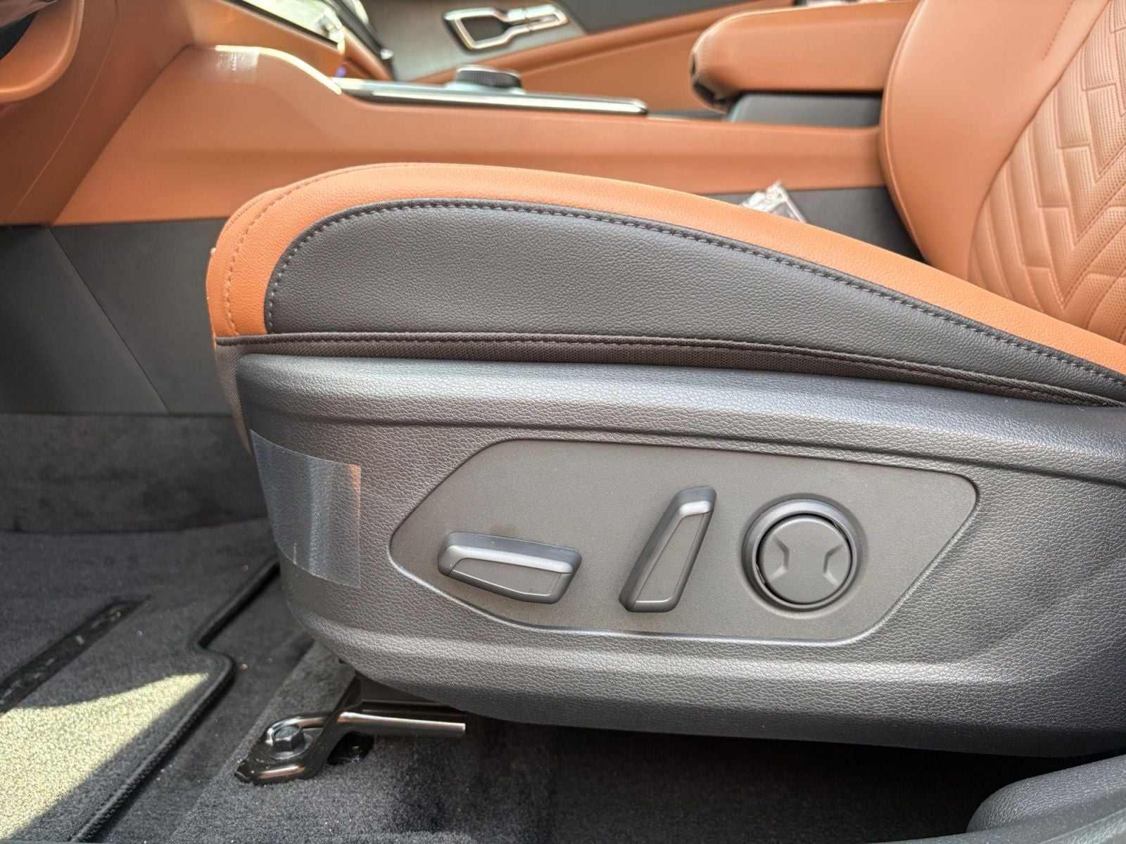 New 2026 Kia Sportage Hybrid X-Line - photo - 22