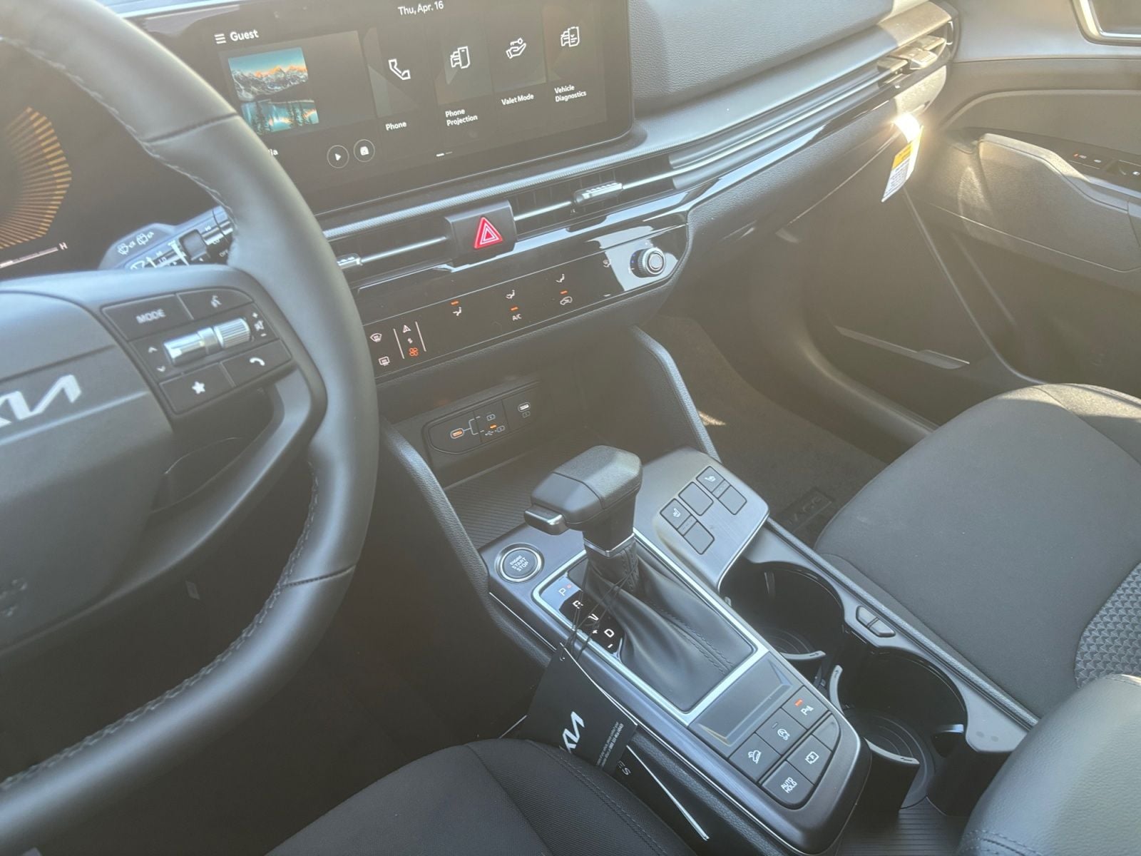 New 2026 Kia Sportage LX - photo - 27