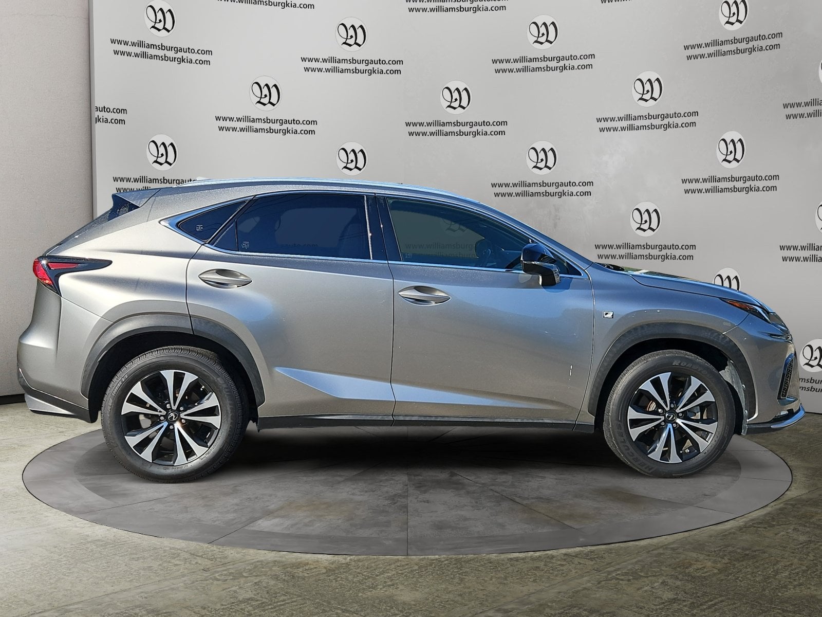 Pre-Owned 2018 Lexus NX 300 F Sport - photo - 5