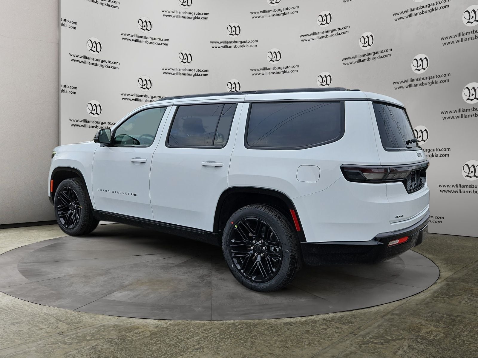 New 2026 Jeep Grand Wagoneer Limited Reserve - photo - 2