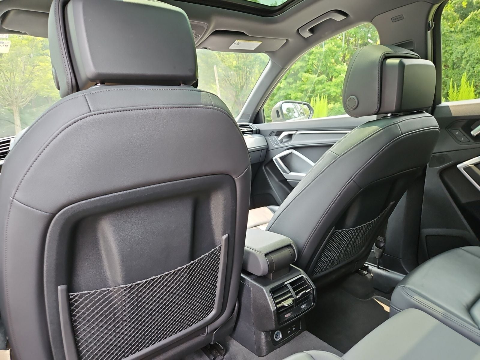 Pre-Owned 2024 Audi Q3 Premium - photo - 19