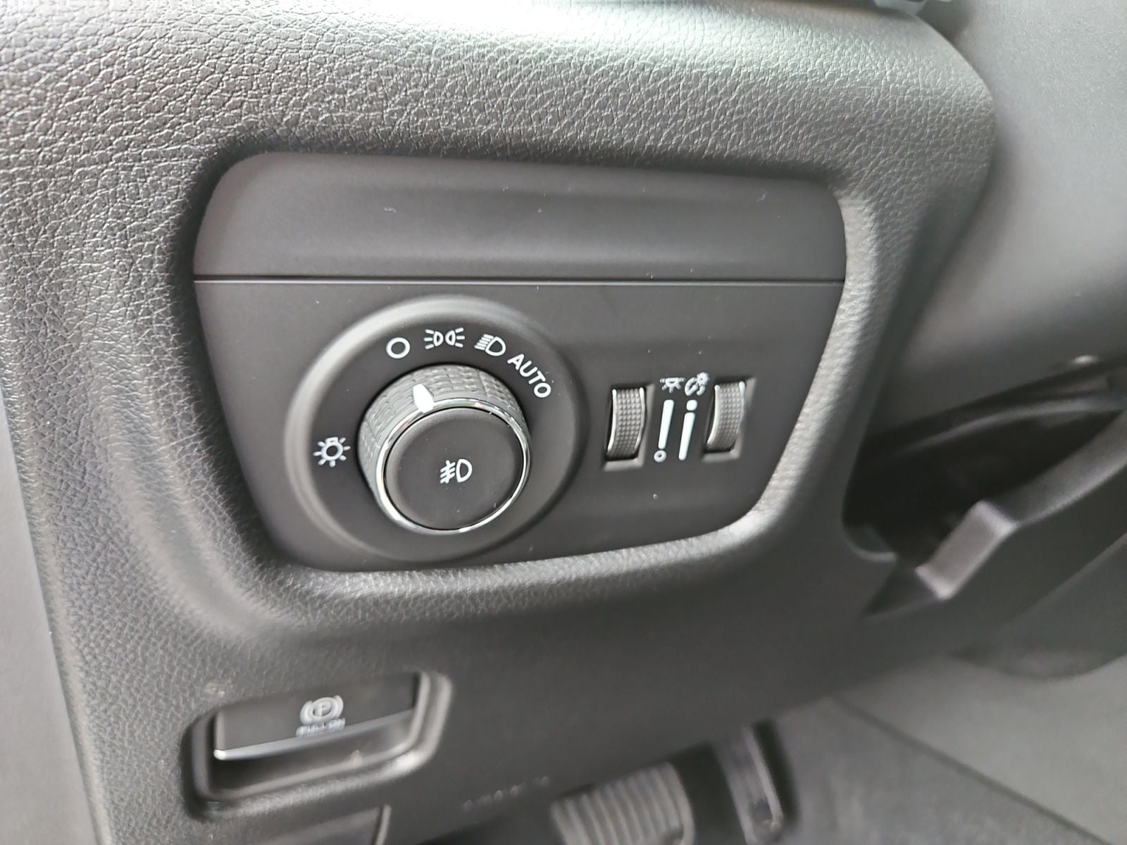 New 2026 Jeep Grand Cherokee L Limited - photo - 22