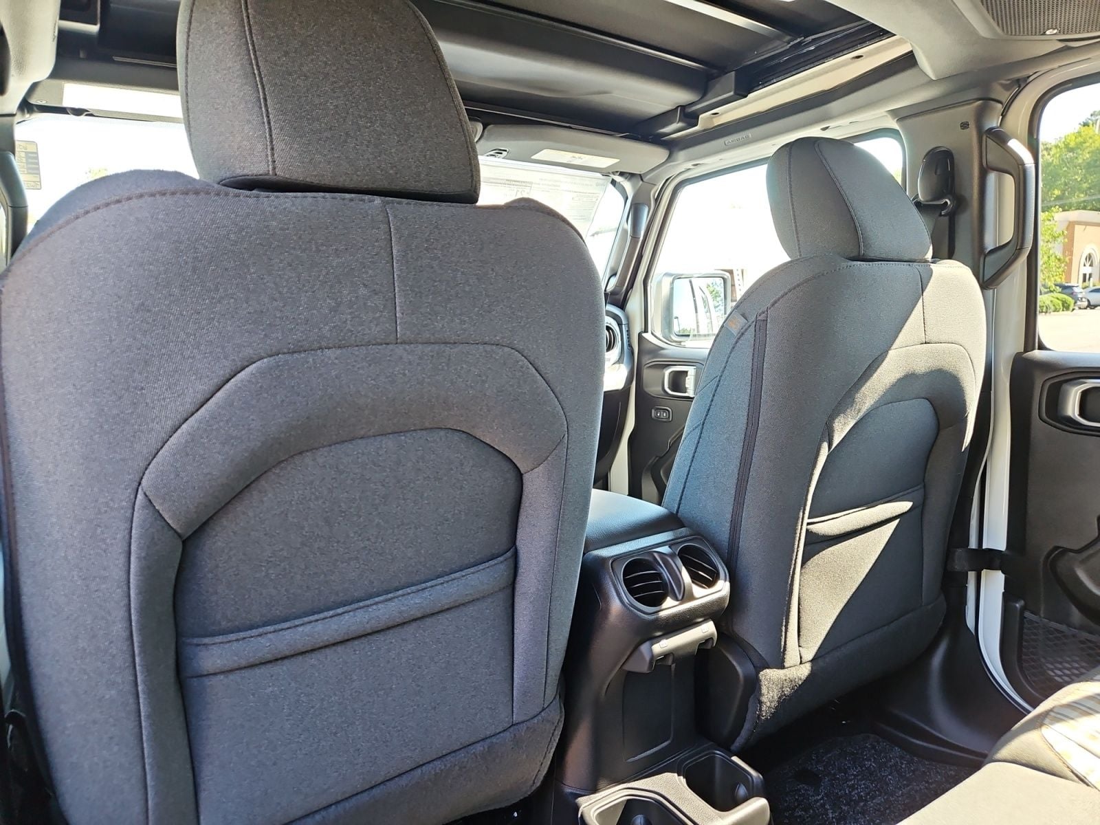 New 2026 Jeep Wrangler 85th Anniversary Edition - photo - 19