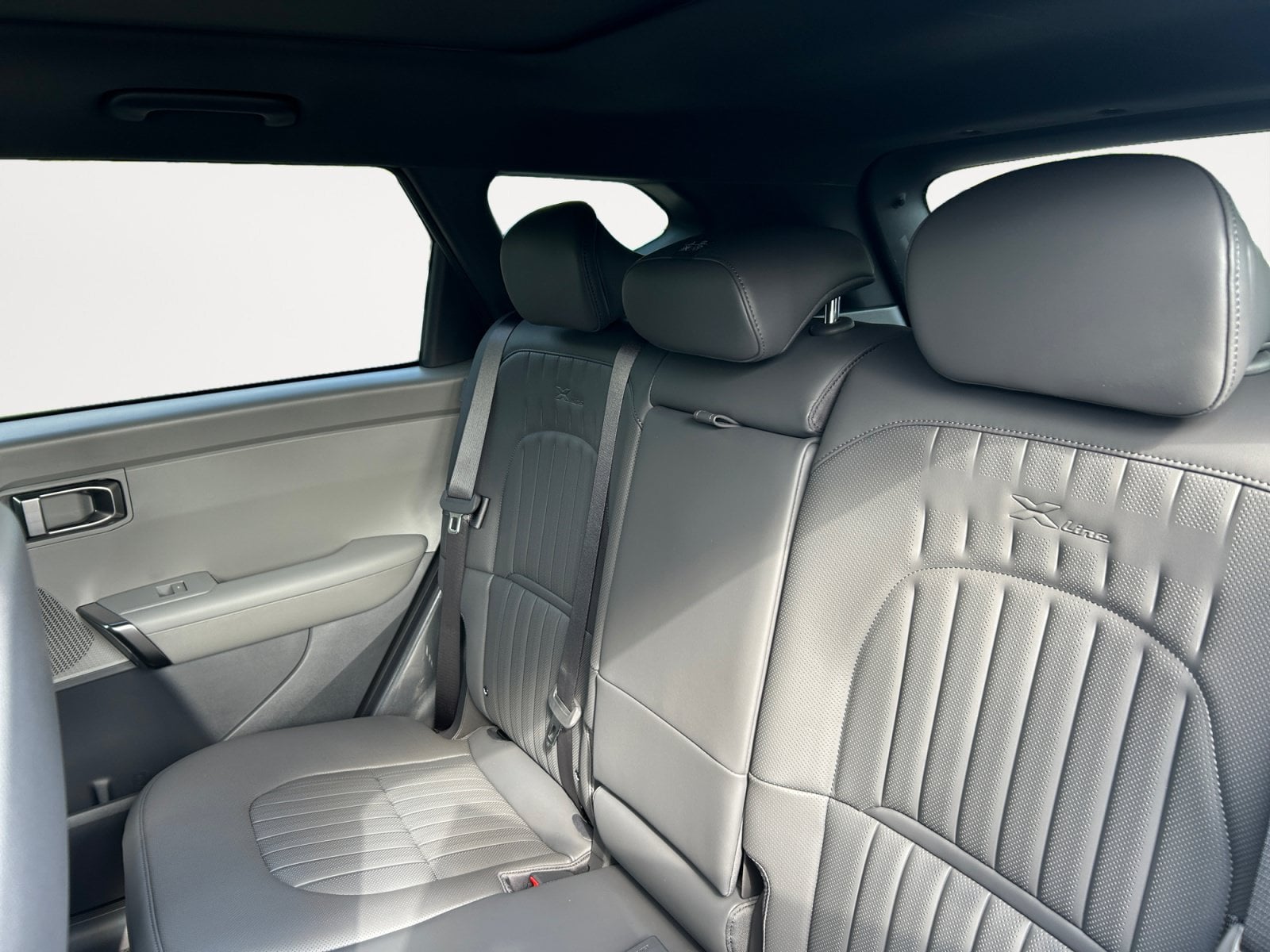 New 2027 Kia Seltos X-Line S - photo - 12