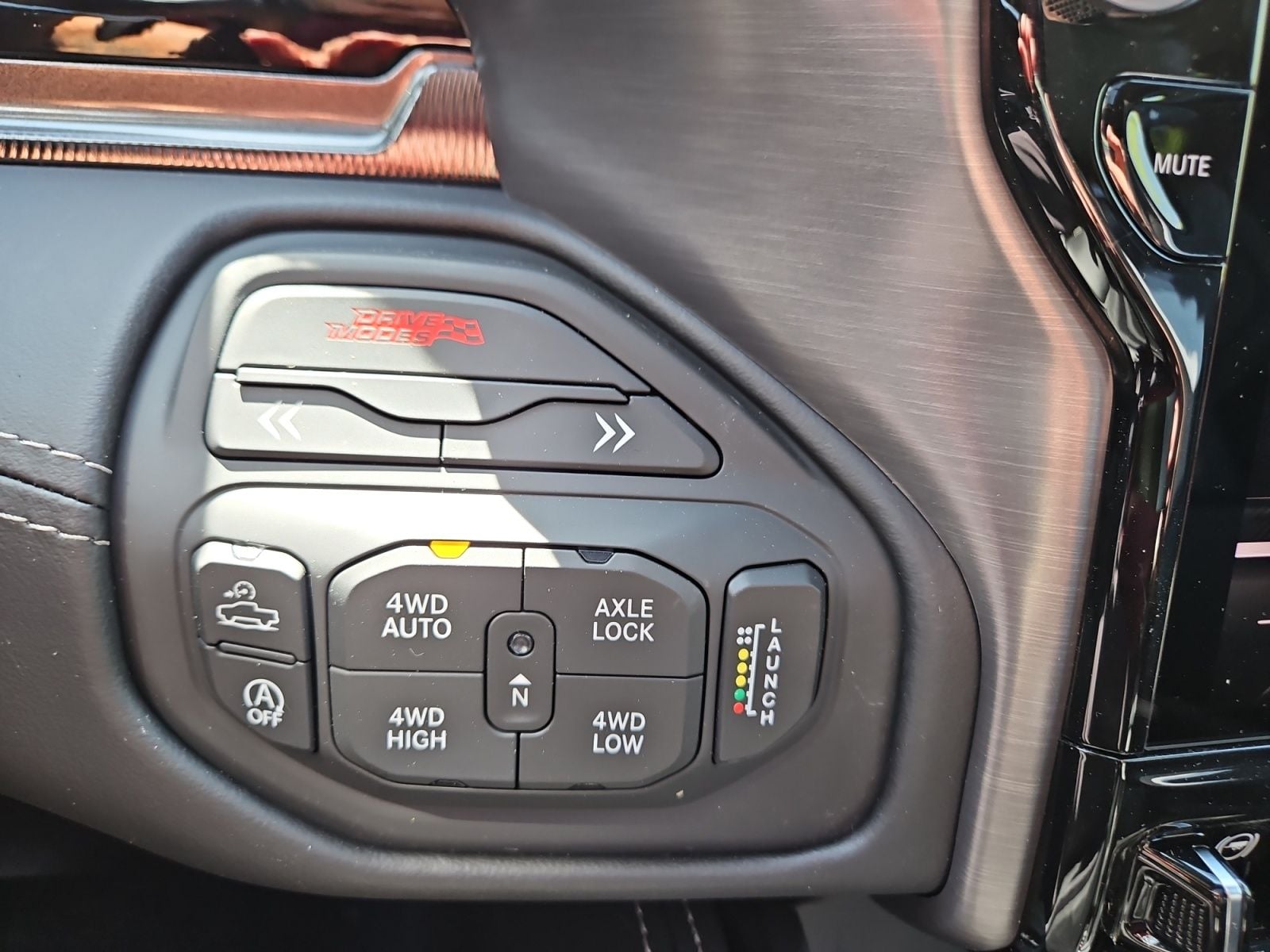 New 2026 Ram 1500 RHO - photo - 25