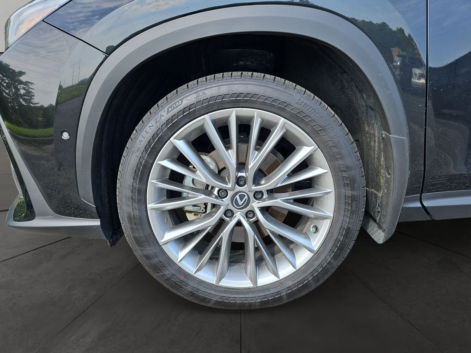 Pre-Owned 2025 Lexus NX 350 Luxury - photo - 13