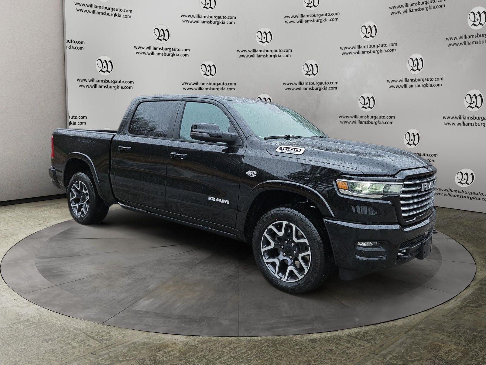 New 2026 Ram 1500 Laramie - photo - 6