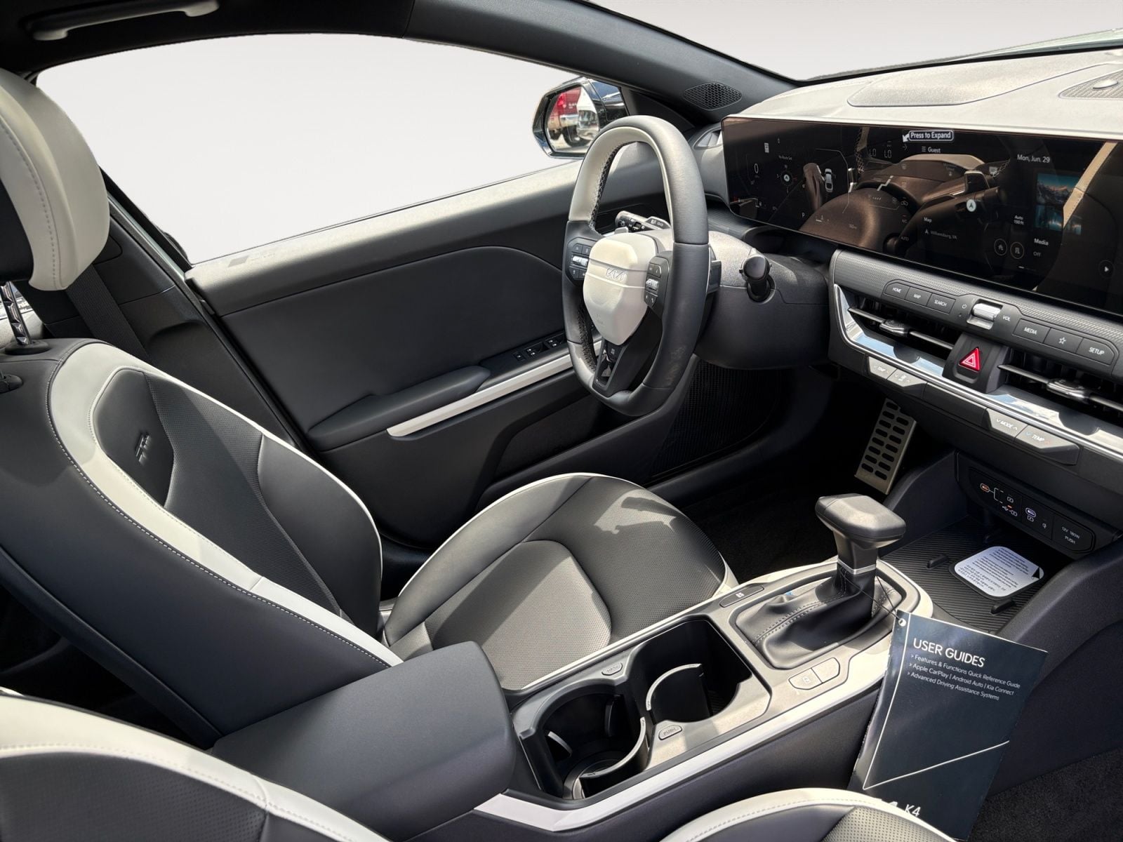 New 2026 Kia K4 GT-Line Turbo - photo - 14