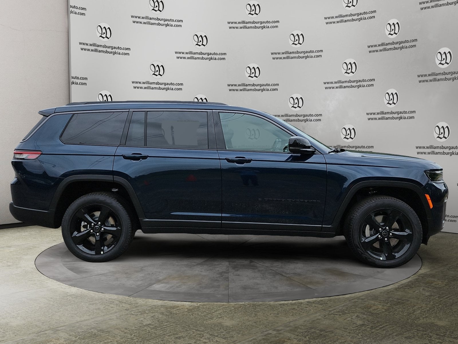 New 2027 Jeep Grand Cherokee L Limited - photo - 5