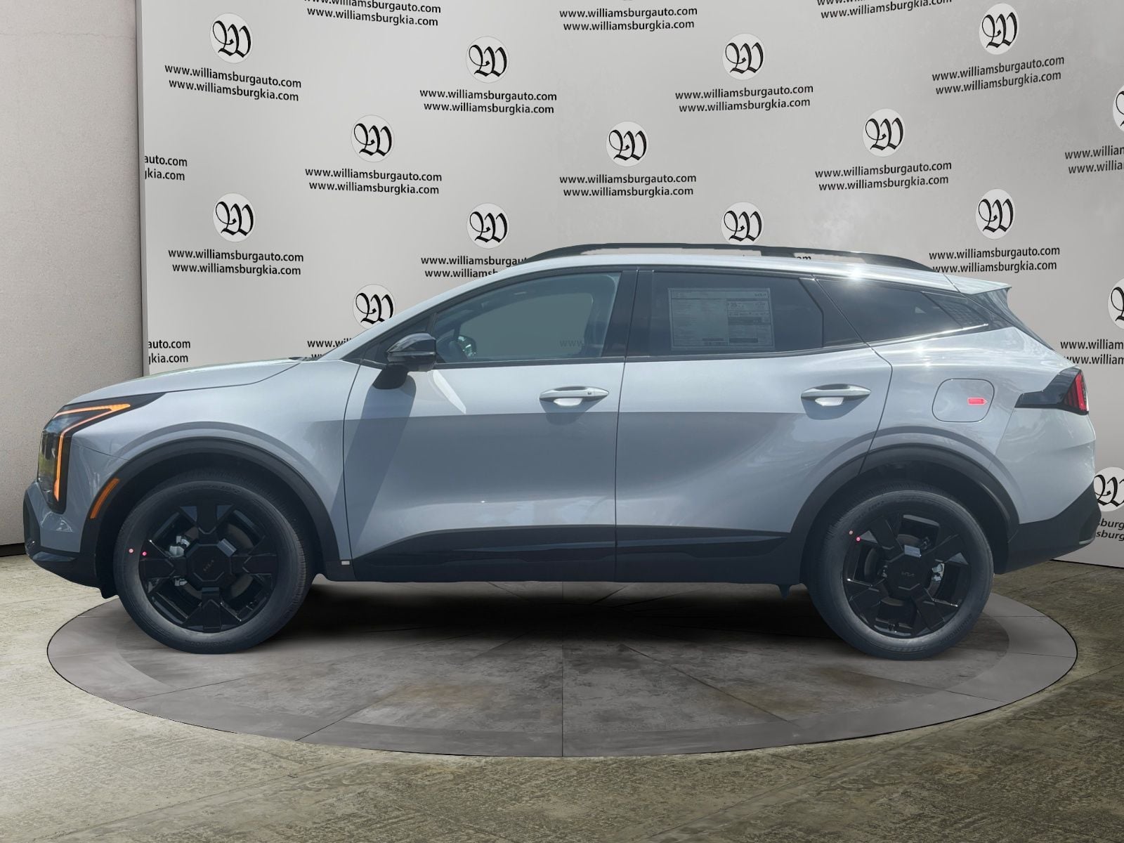 New 2026 Kia Sportage Hybrid X-Line - photo - 1