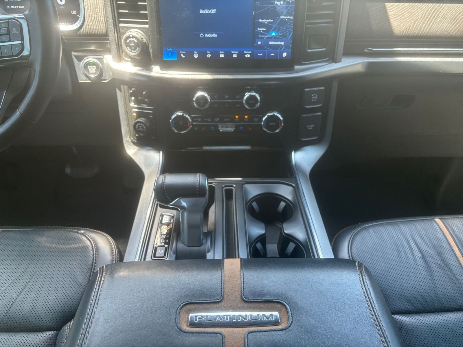 Pre-Owned 2022 Ford F-150 Platinum - photo - 10