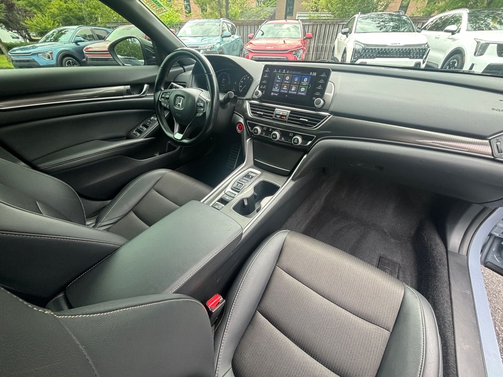 Pre-Owned 2022 Honda Accord Hybrid Sport - photo - 16