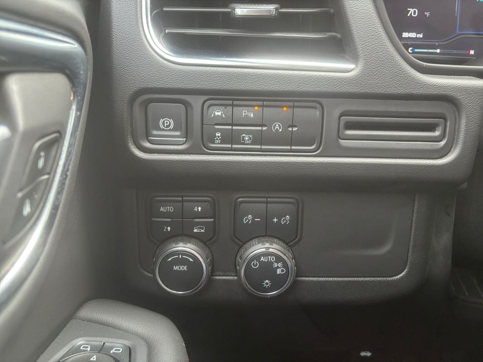 Pre-Owned 2024 Chevrolet Tahoe RST - photo - 20