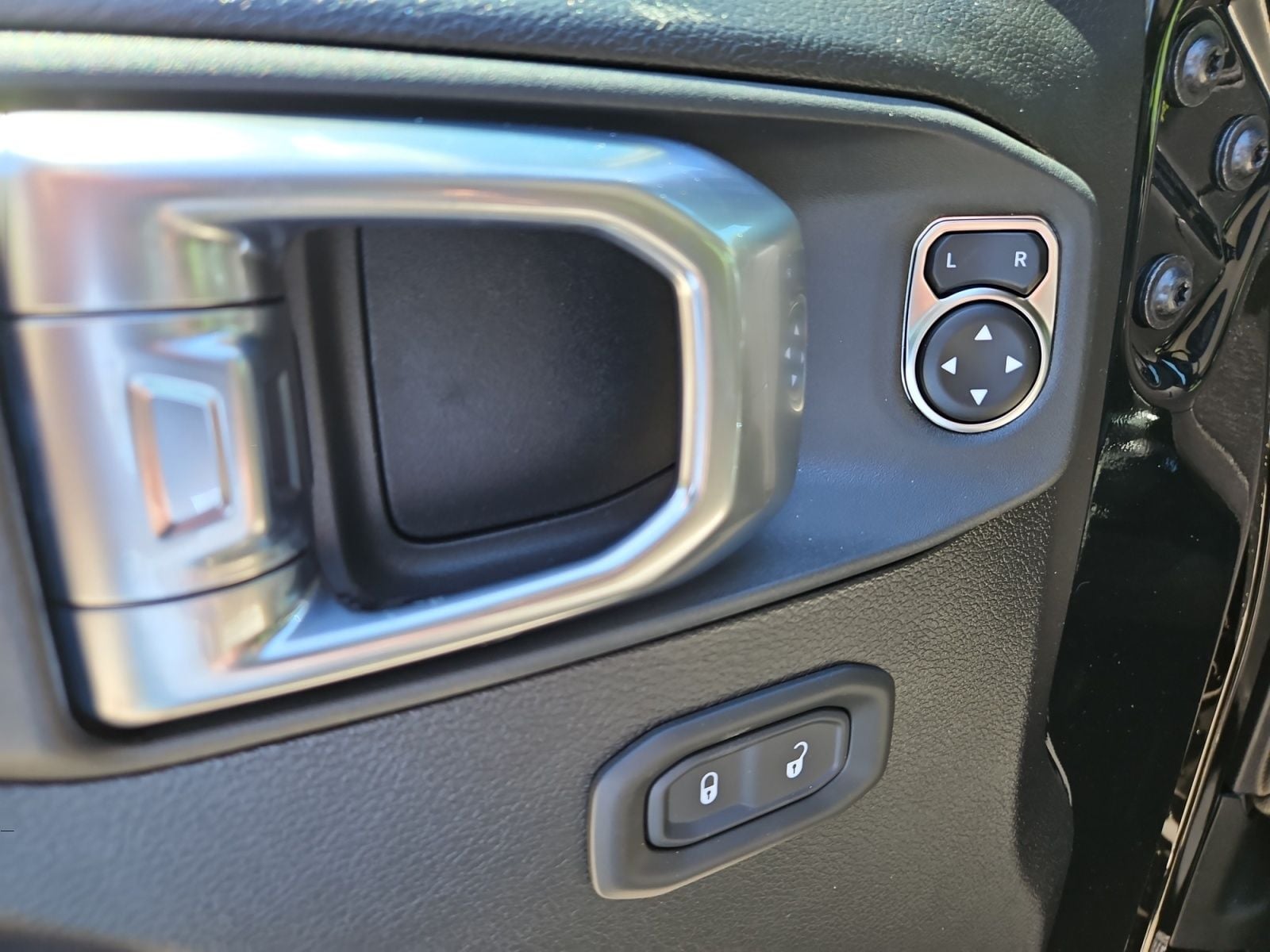 New 2026 Jeep Gladiator 85th Anniversary Edition - photo - 21
