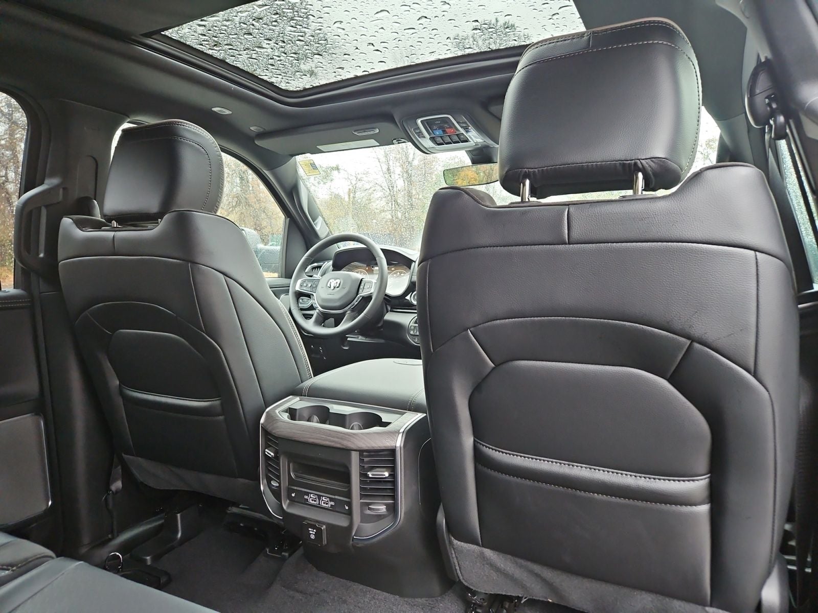 New 2026 Ram 1500 Laramie - photo - 17