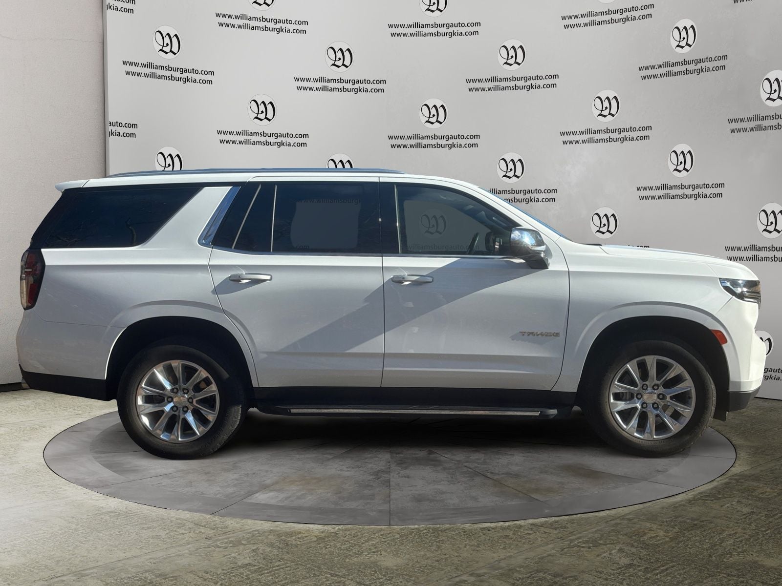 Pre-Owned 2024 Chevrolet Tahoe Premier - photo - 5