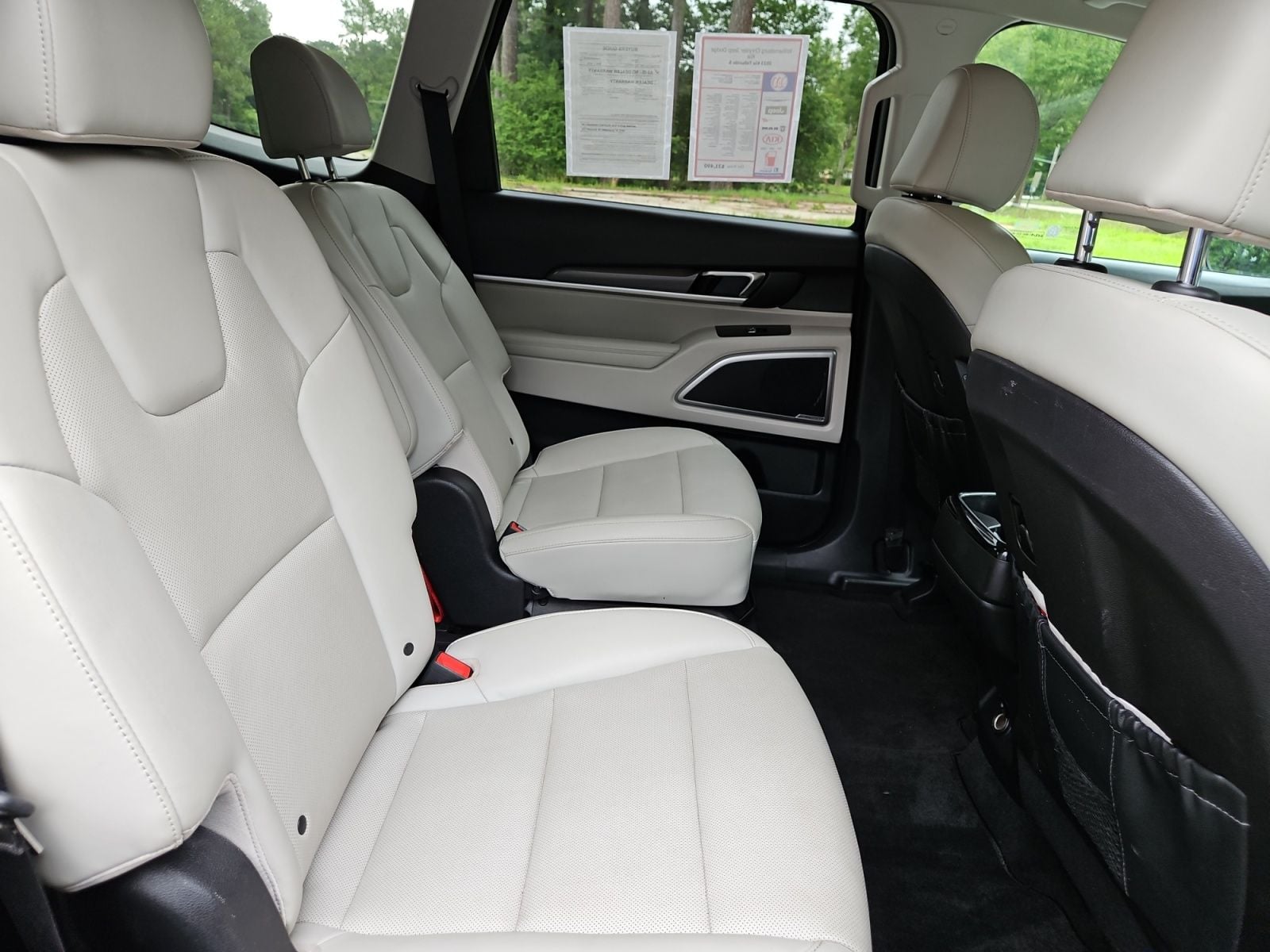 Pre-Owned 2023 Kia Telluride S - photo - 16