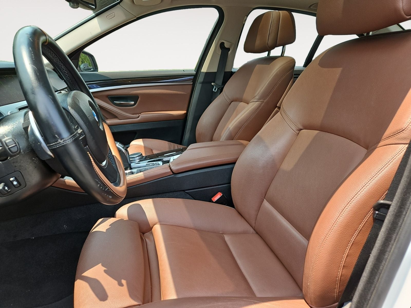 Pre-Owned 2016 BMW 5 Series 535i xDrive - photo - 8