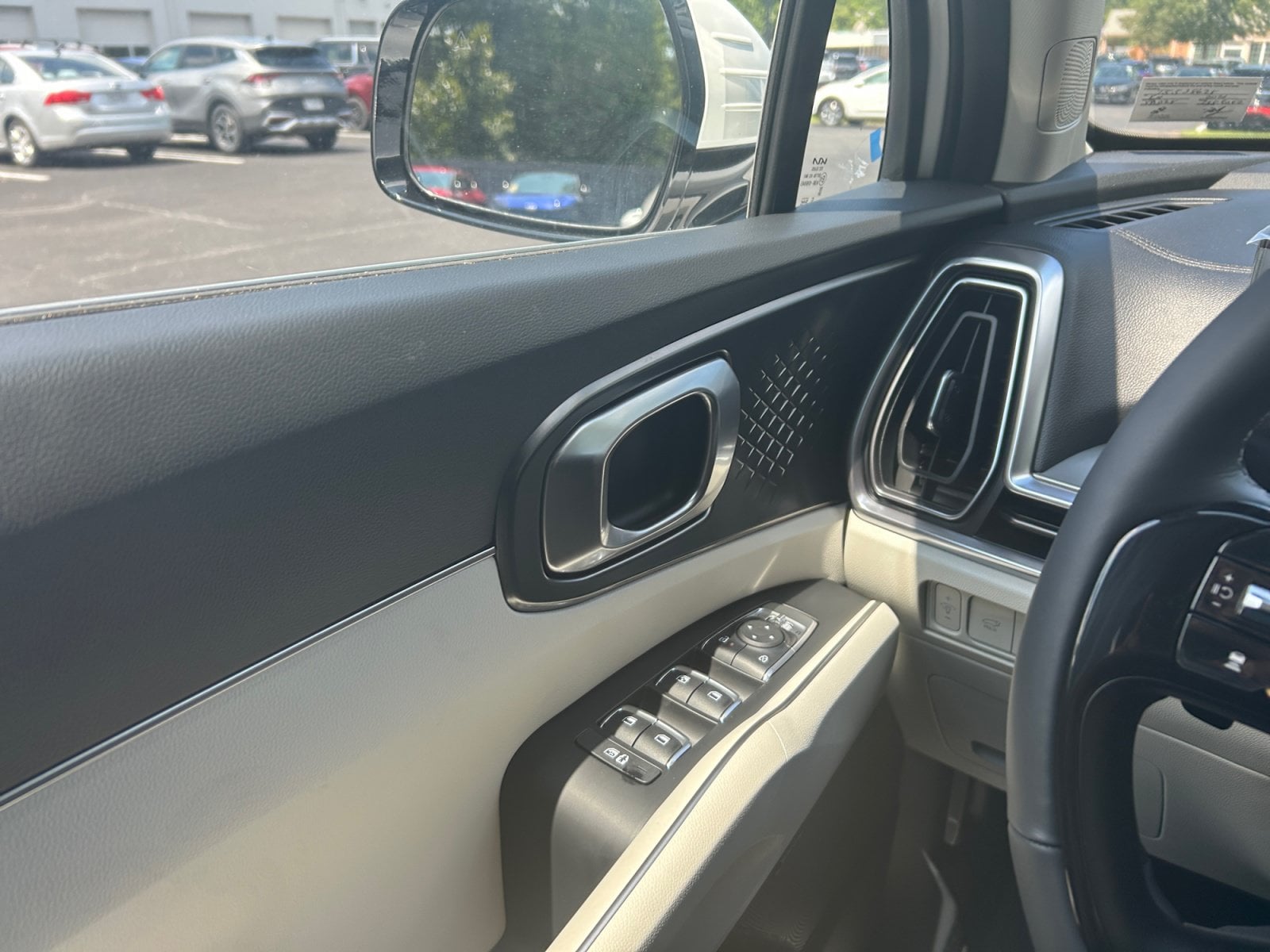 New 2026 Kia Sorento Hybrid EX - photo - 15