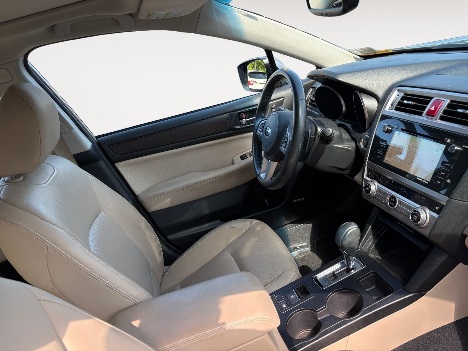 Pre-Owned 2015 Subaru Legacy 2.5i - photo - 14