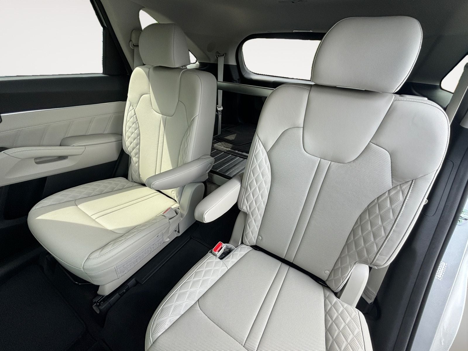 Pre-Owned 2021 Kia Sorento SX-Prestige - photo - 12
