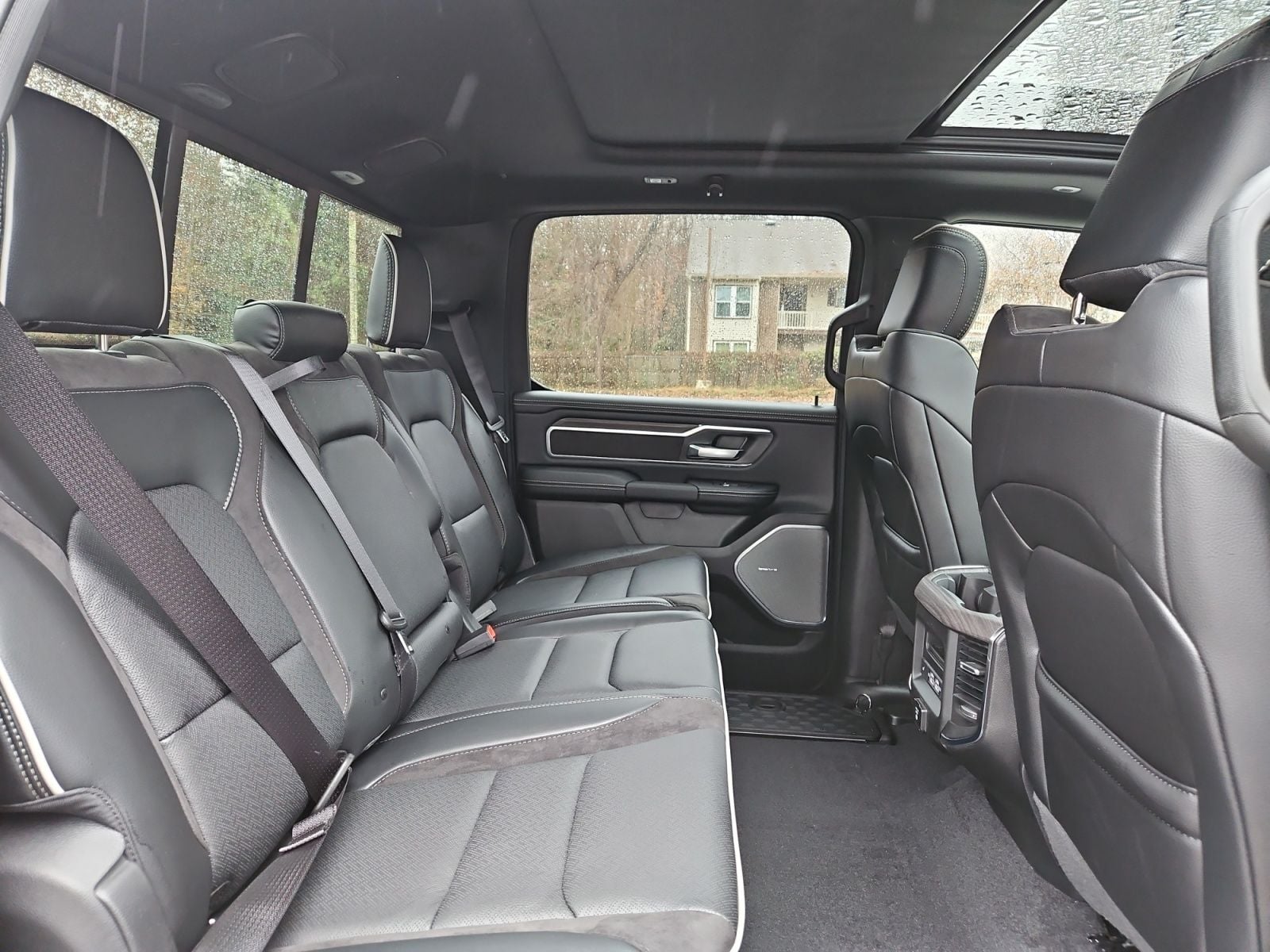 New 2026 Ram 1500 Laramie - photo - 16