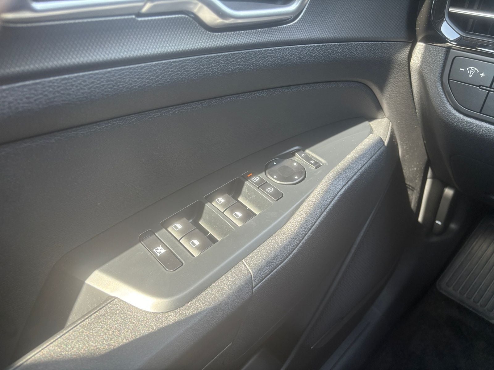 New 2026 Kia Sportage LX - photo - 19