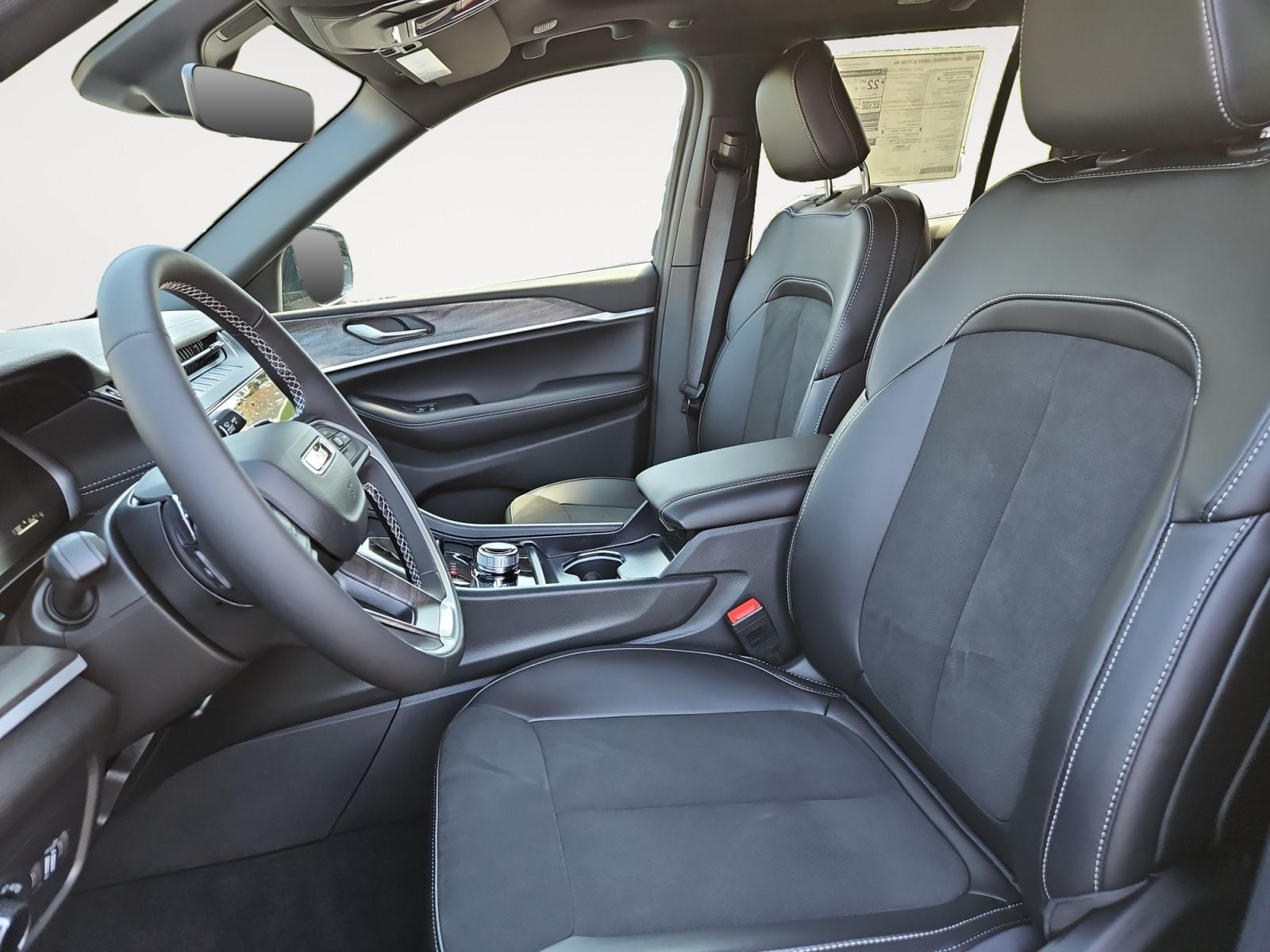 New 2027 Jeep Grand Cherokee Laredo Altitude - photo - 8