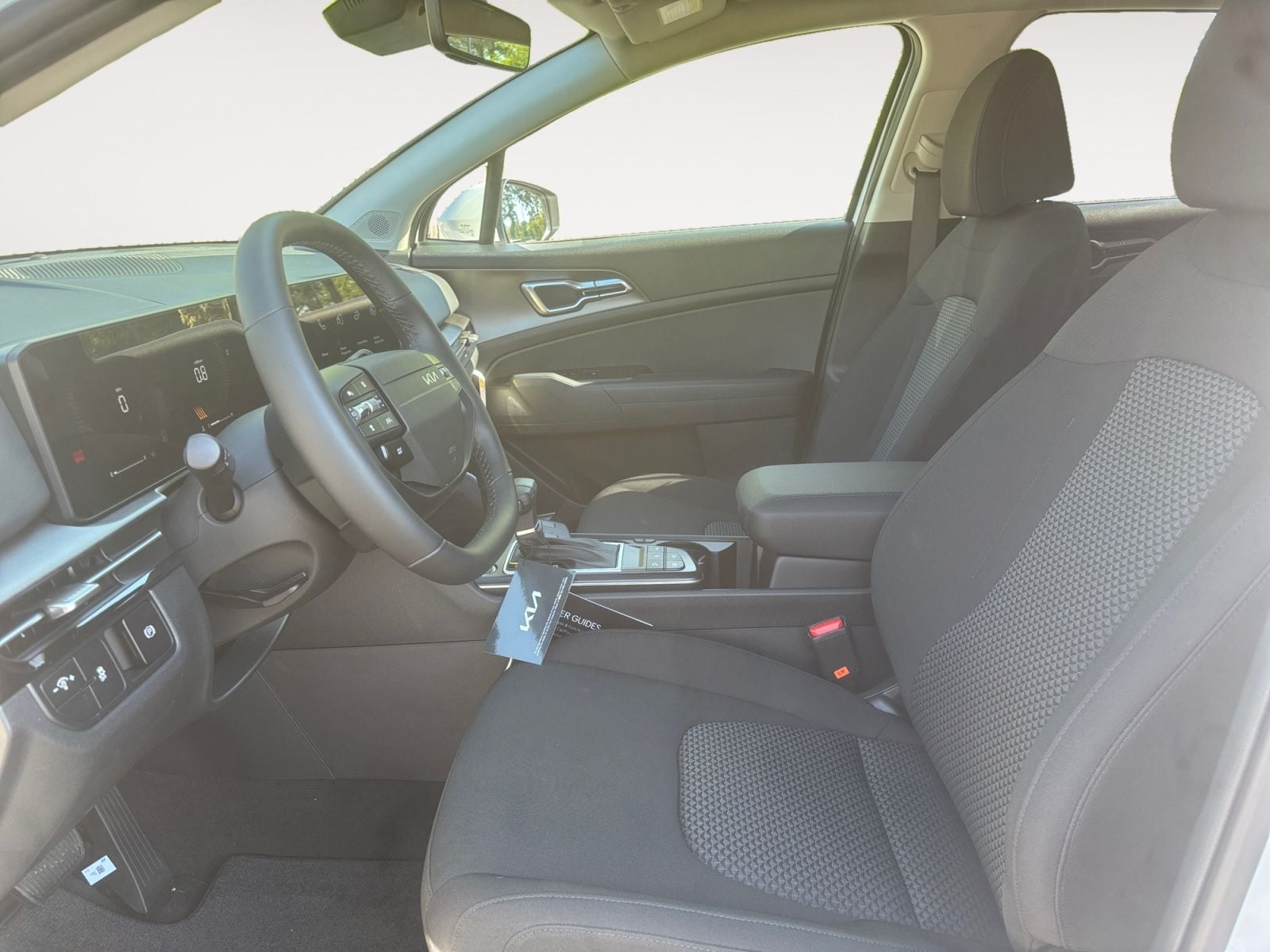New 2026 Kia Sportage LX - photo - 8
