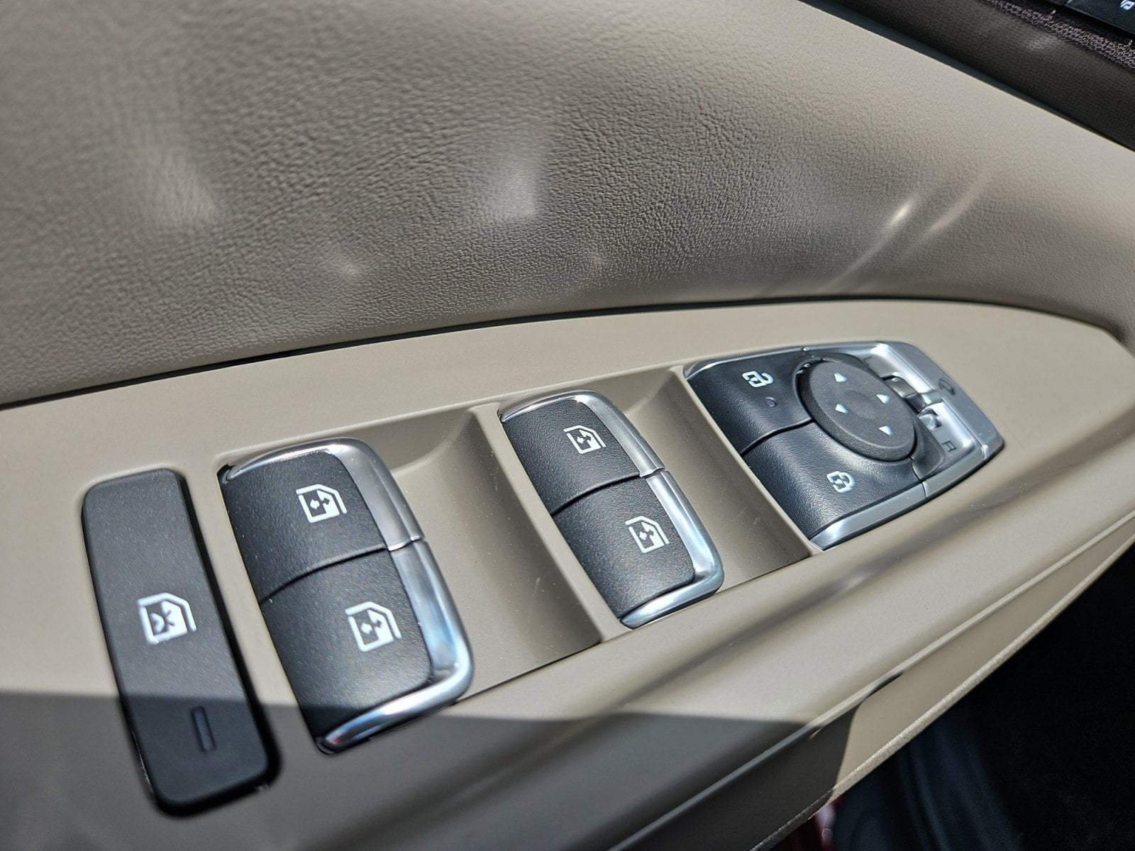 New 2026 Kia Carnival Hybrid EX - photo - 22