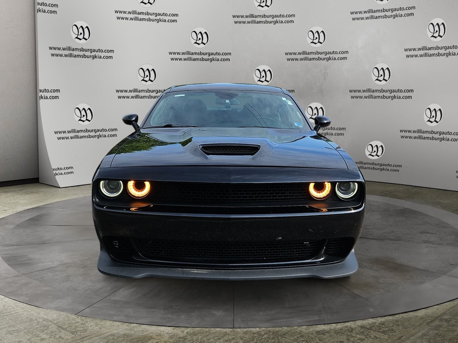 Pre-Owned 2021 Dodge Challenger R/T - photo - 7