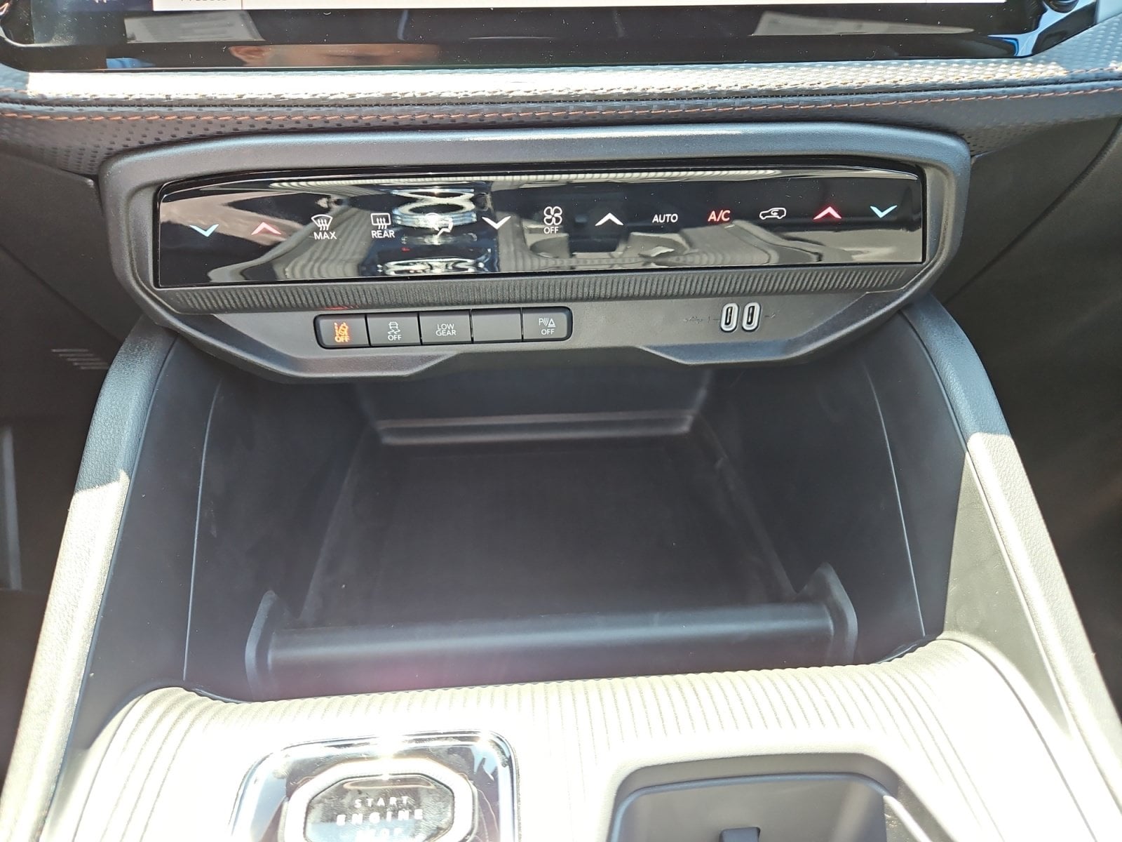 New 2026 Jeep Cherokee Limited - photo - 27