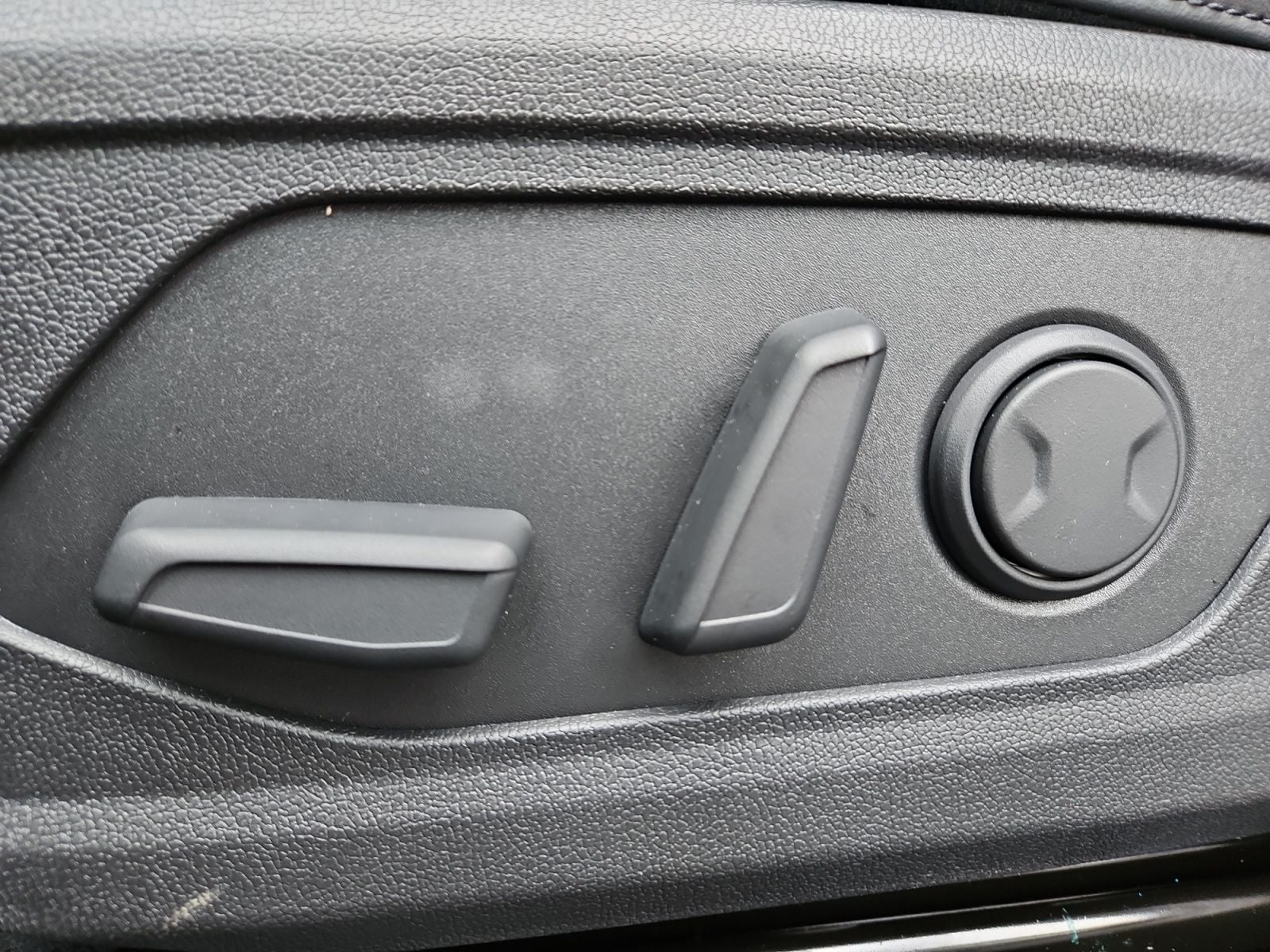 New 2026 Kia Sorento S - photo - 21