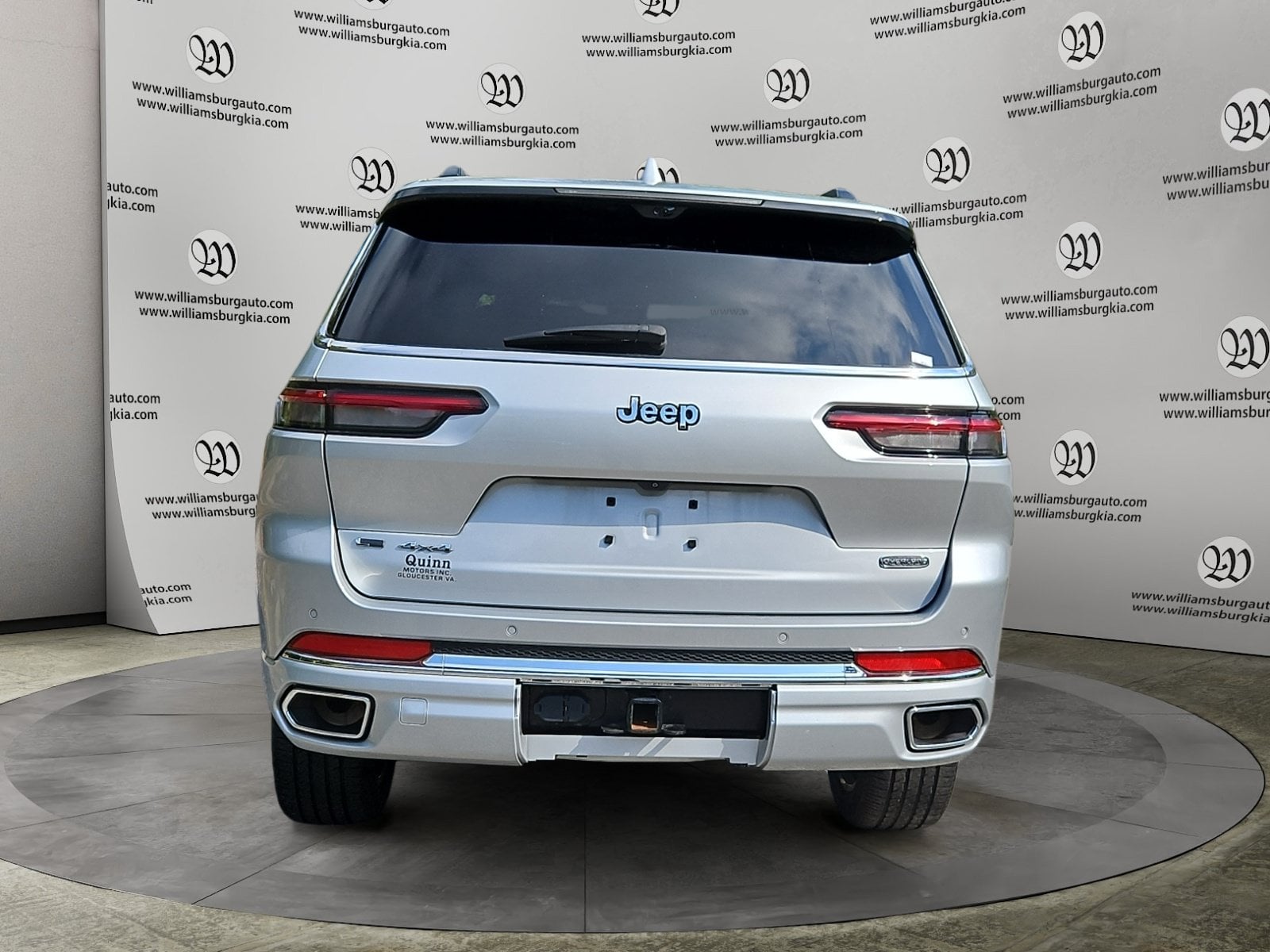 Pre-Owned 2021 Jeep Grand Cherokee L Overland - photo - 3