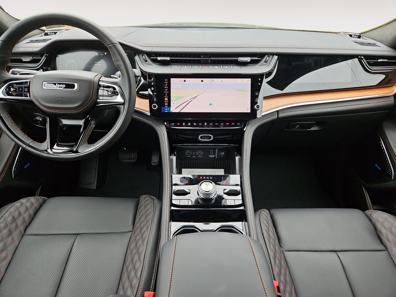 New 2027 Jeep Grand Cherokee Summit - photo - 9