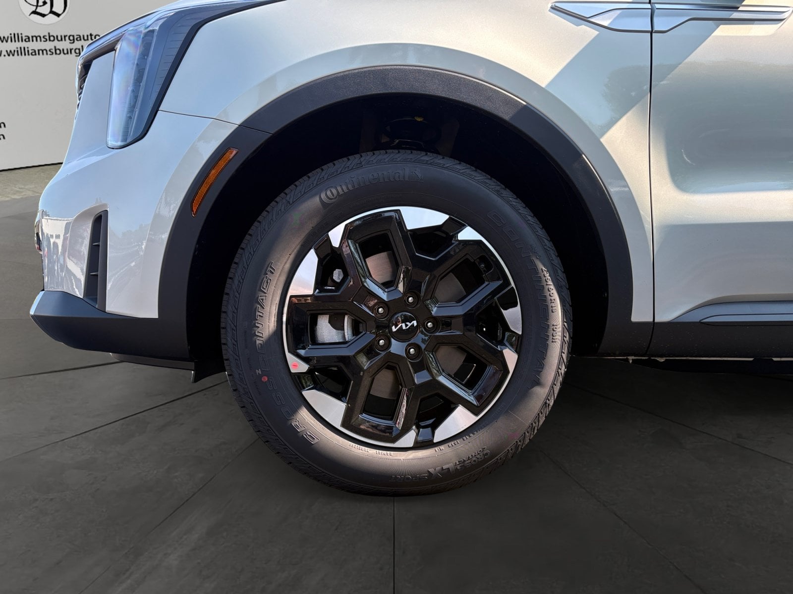 New 2026 Kia Sorento S - photo - 13