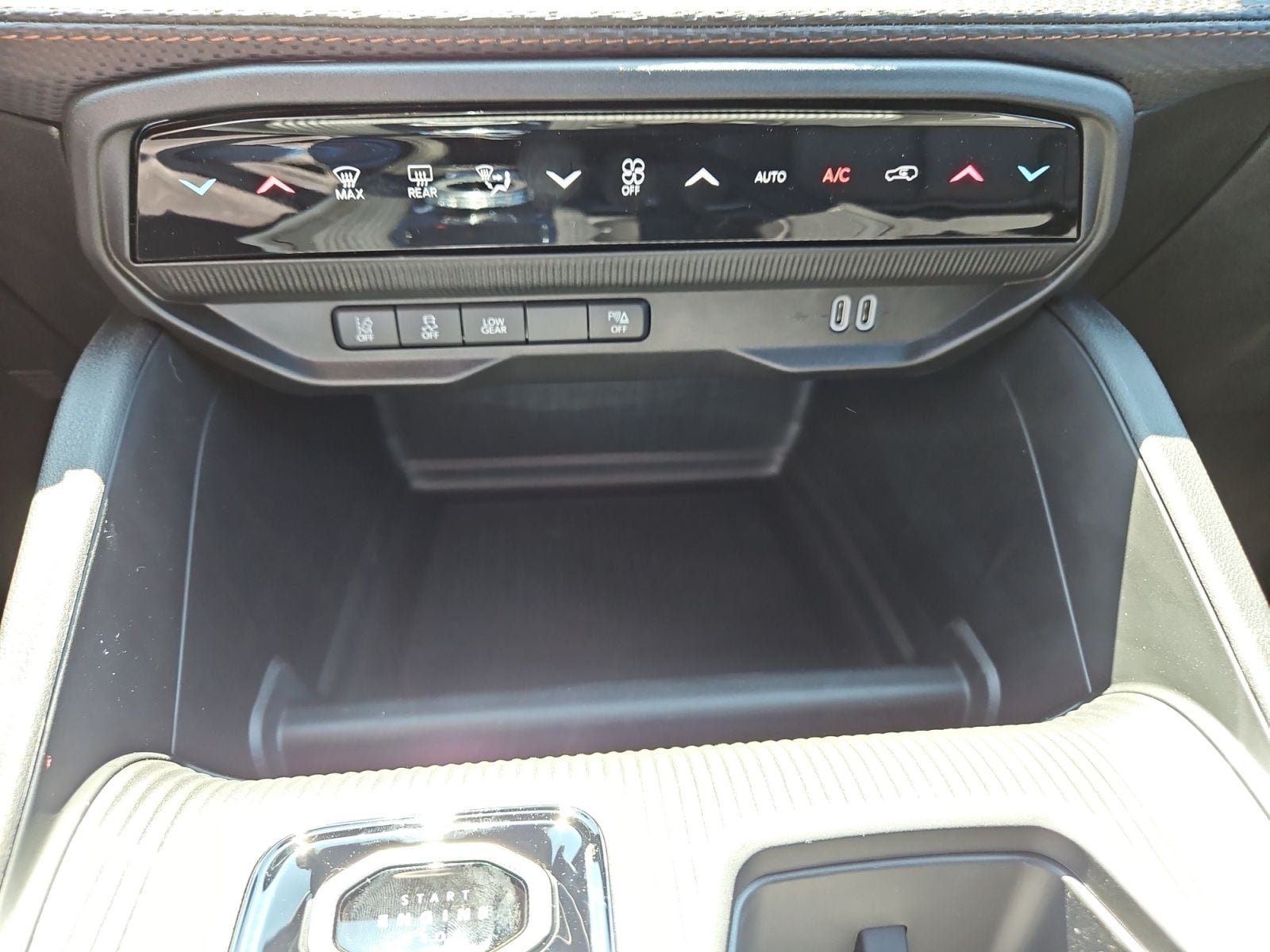 New 2026 Jeep Cherokee Limited - photo - 27
