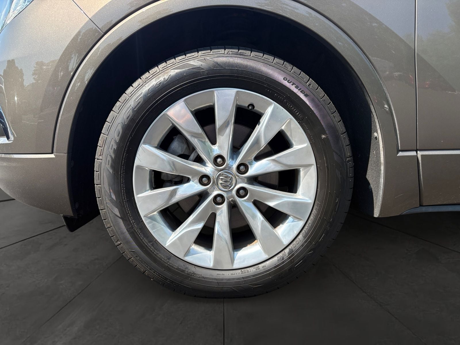 Pre-Owned 2017 Buick Envision Essence - photo - 13