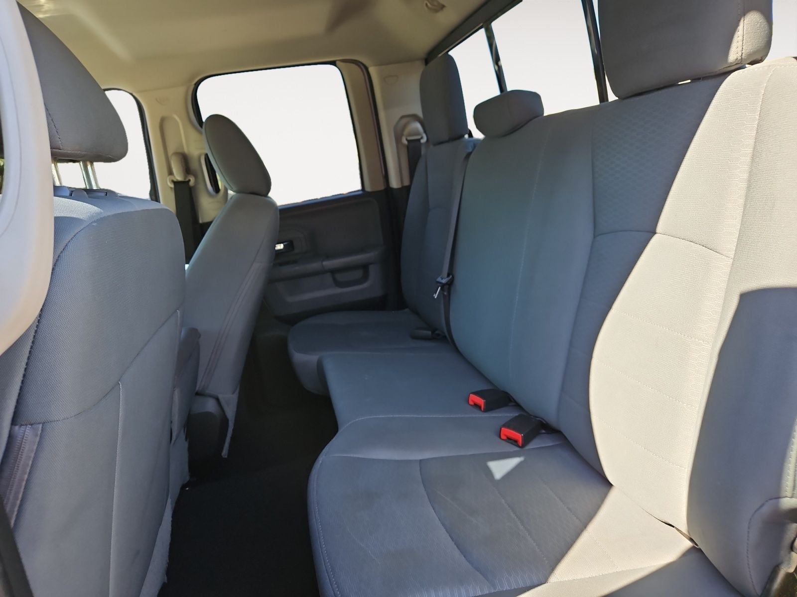 Pre-Owned 2017 Ram 1500 SLT - photo - 12