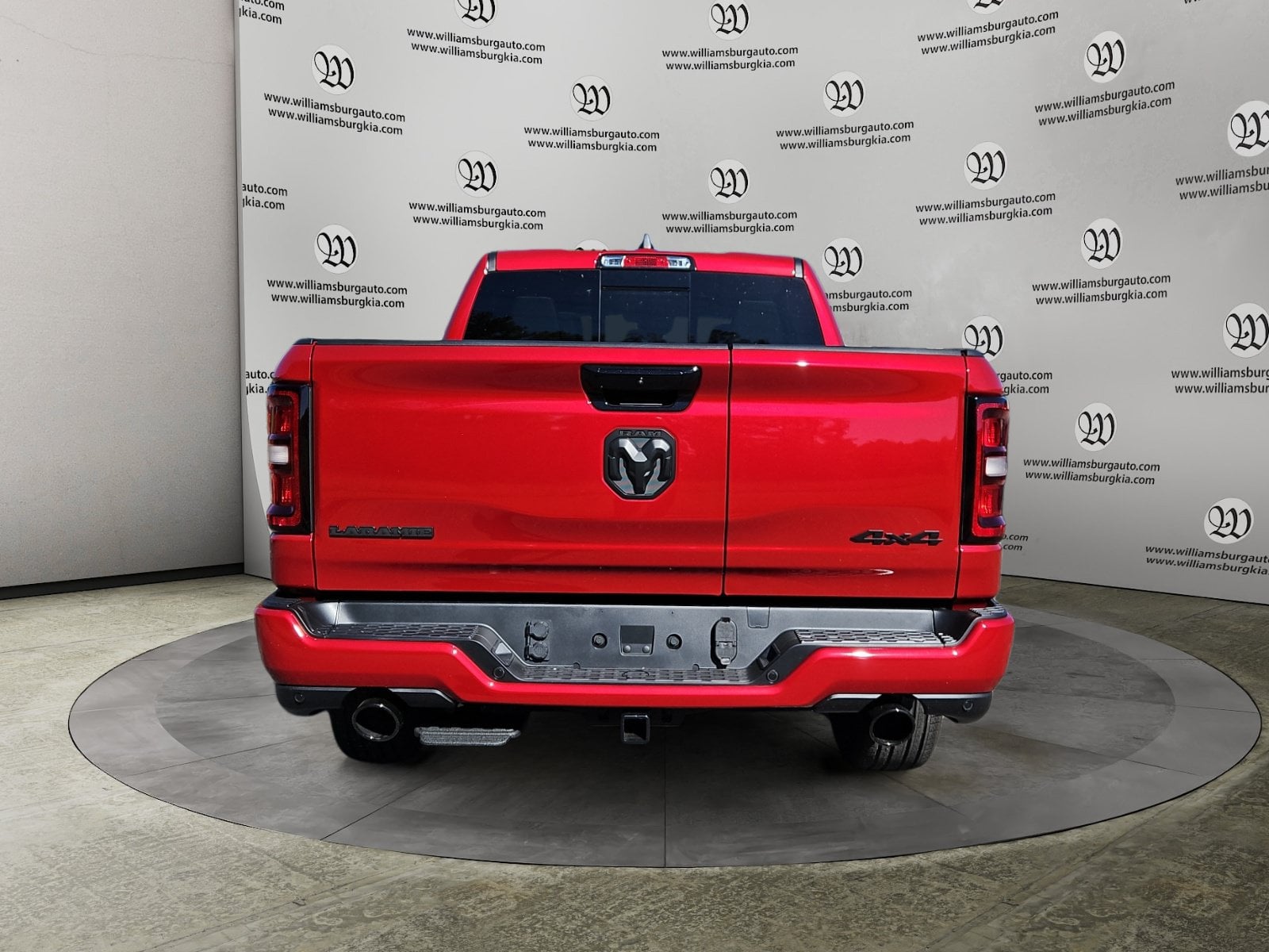 New 2027 Ram 1500 Laramie - photo - 3