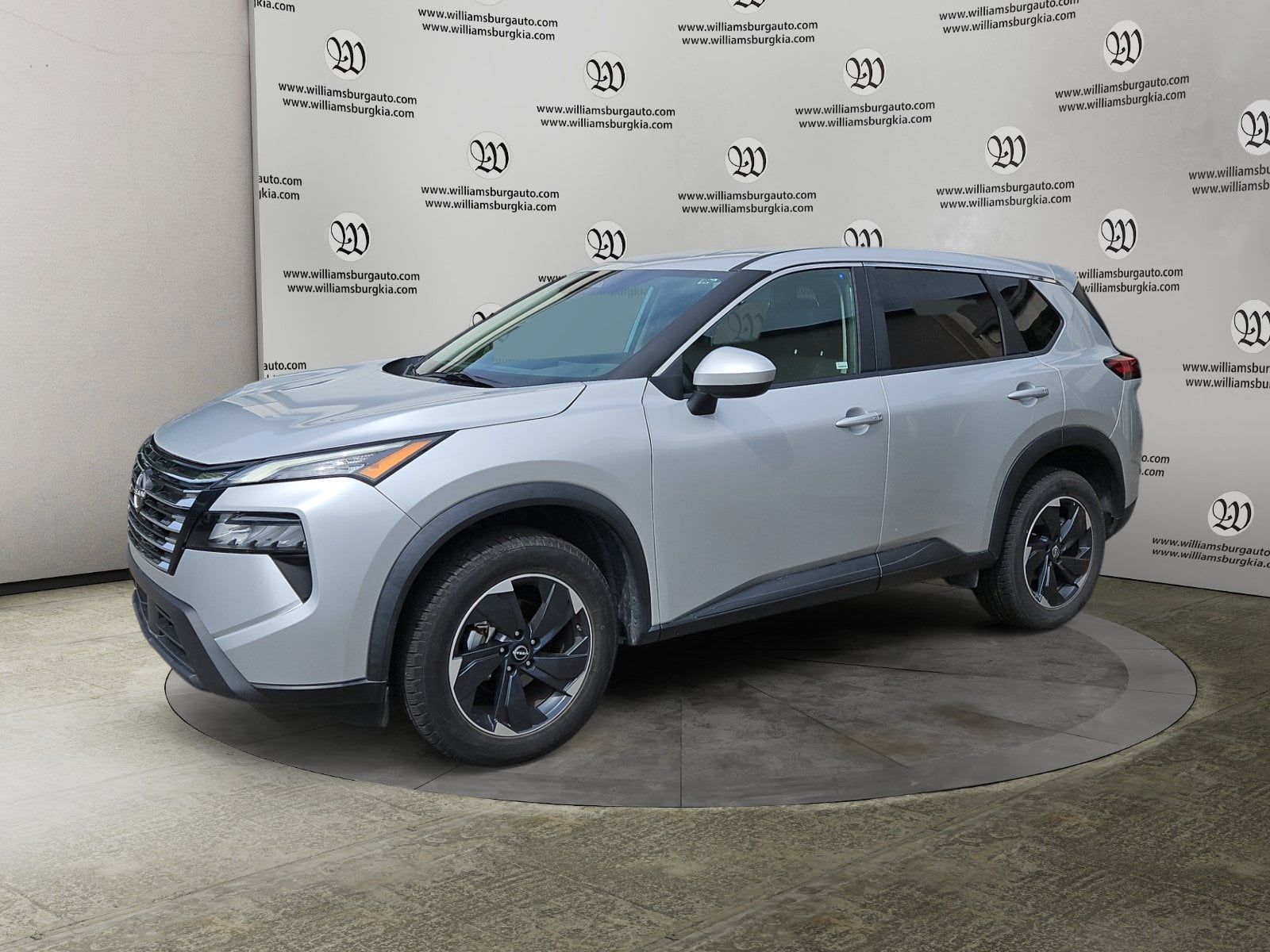 Pre-Owned 2024 Nissan Rogue SV - photo - 0