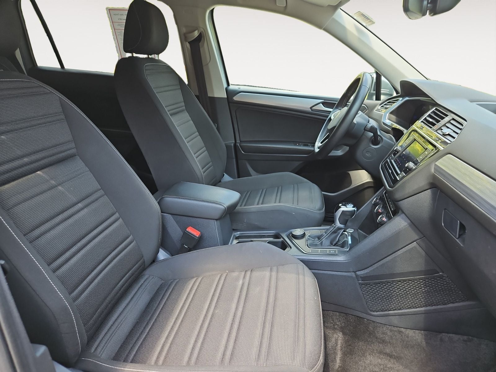 Pre-Owned 2024 Volkswagen Tiguan 2.0T S - photo - 14