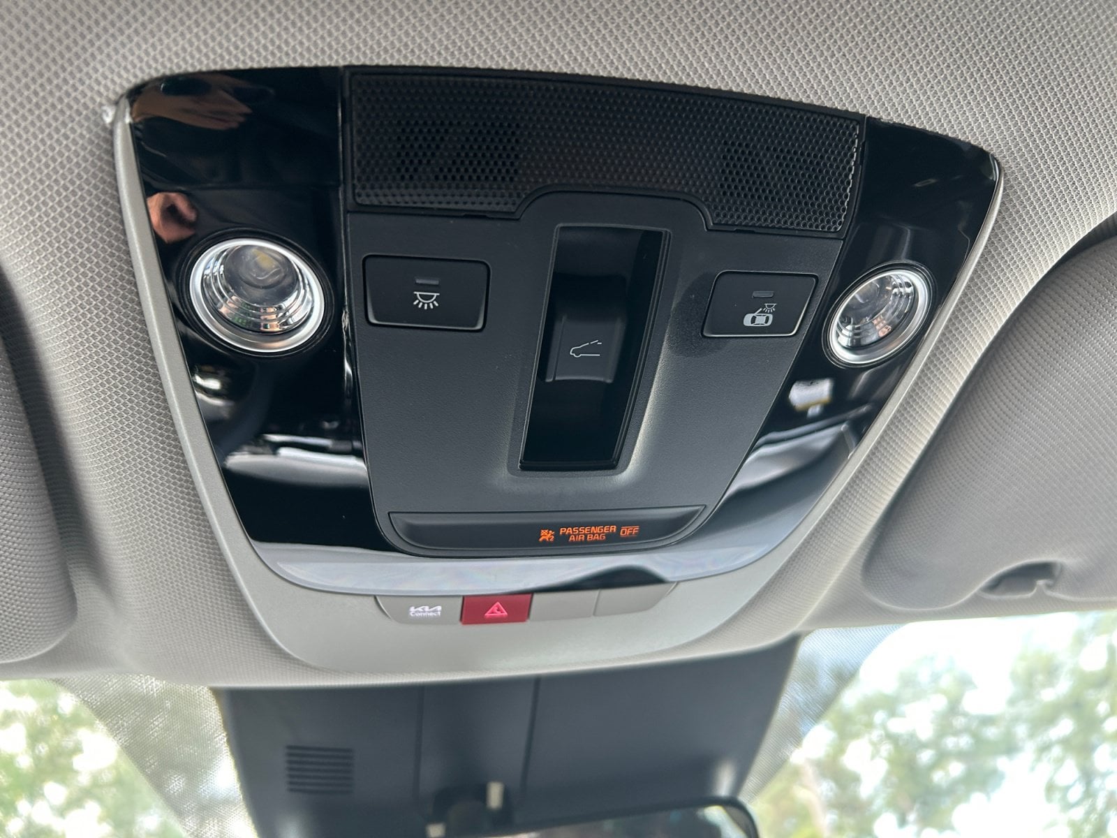 New 2026 Kia Sorento S - photo - 29