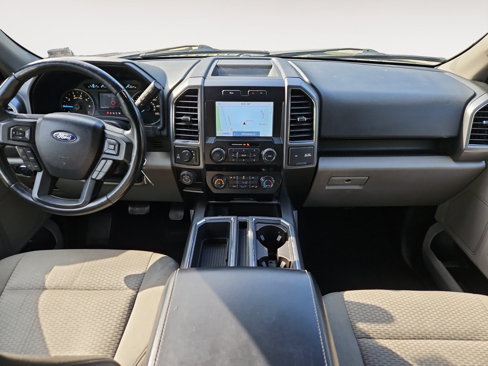 Pre-Owned 2019 Ford F-150 XLT - photo - 9