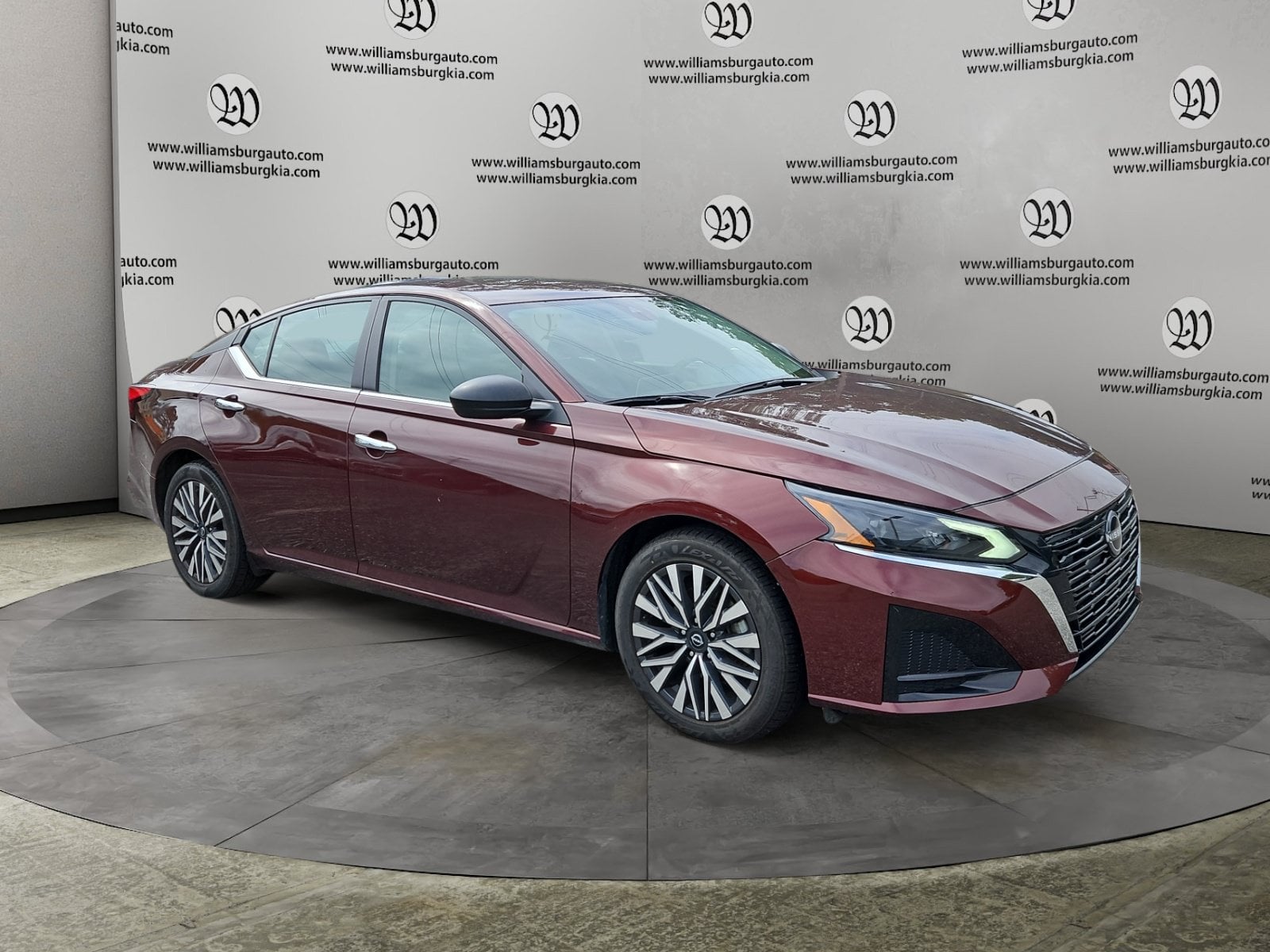 Pre-Owned 2025 Nissan Altima 2.5 SV - photo - 6