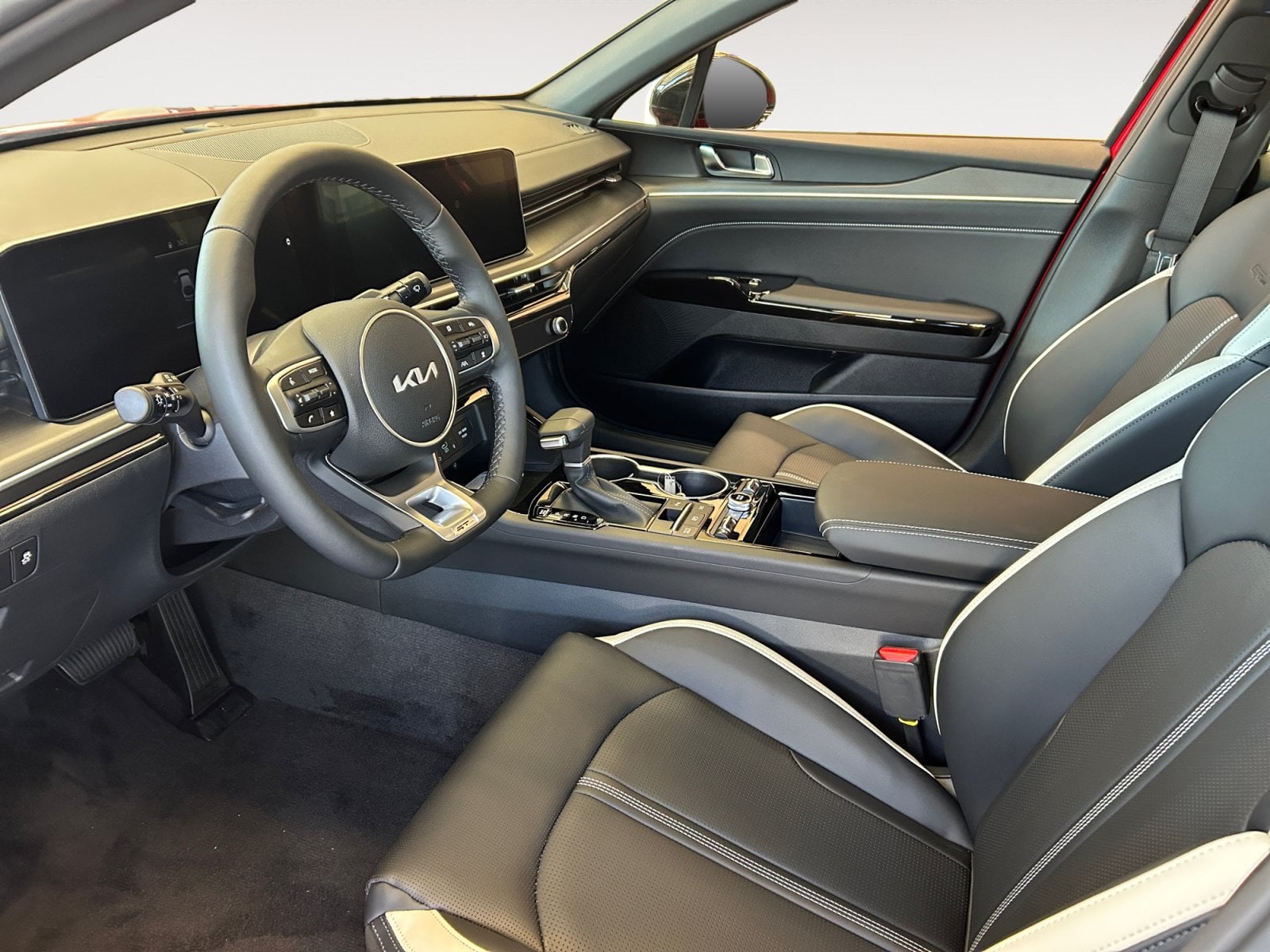 New 2026 Kia K5 GT-Line - photo - 5