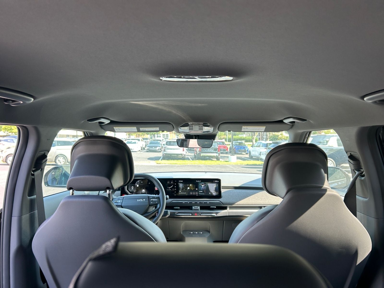 New 2027 KIA EV3 WIND FWD - photo - 16